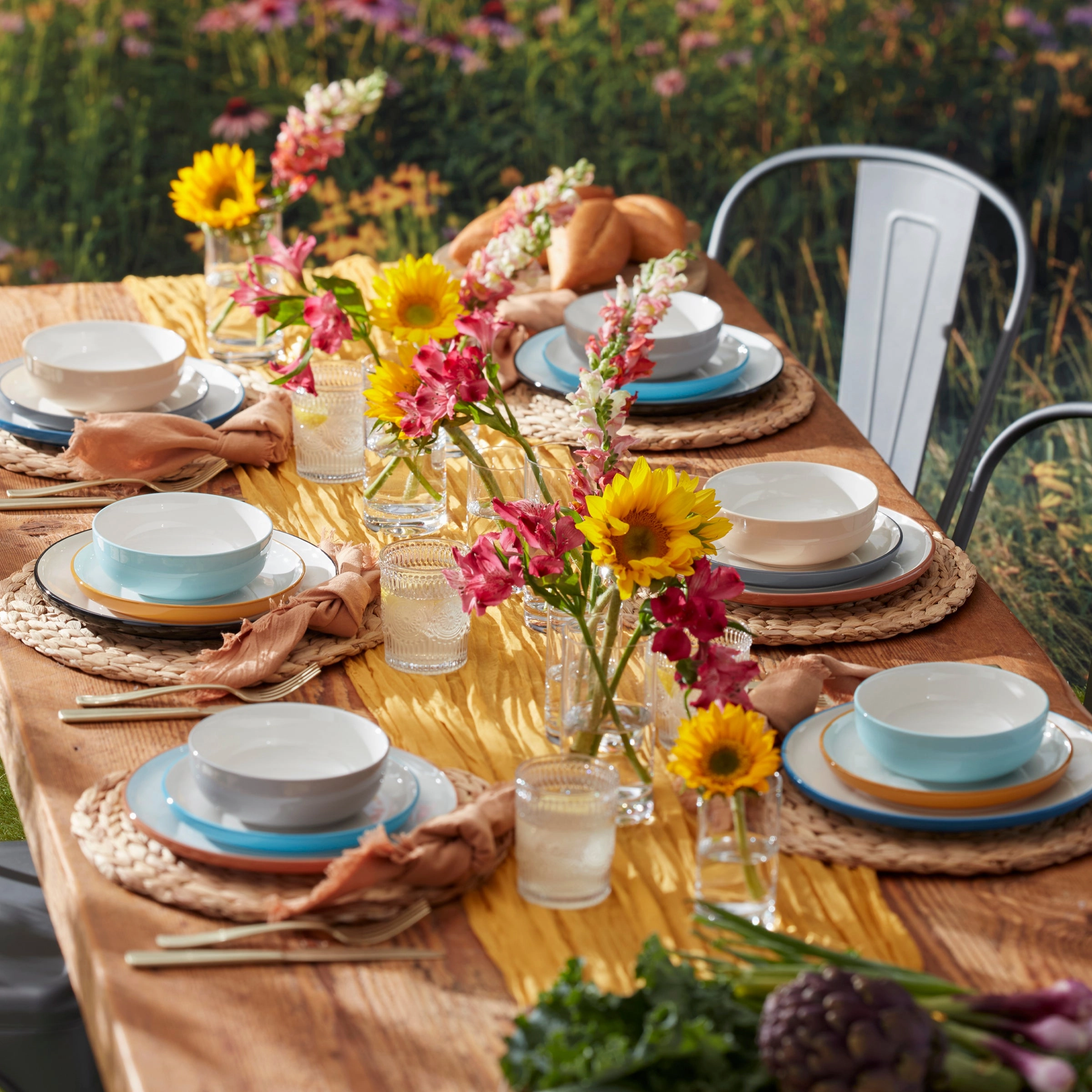 24 Seven Colors Turquoise 12-Piece Dinnerware Set