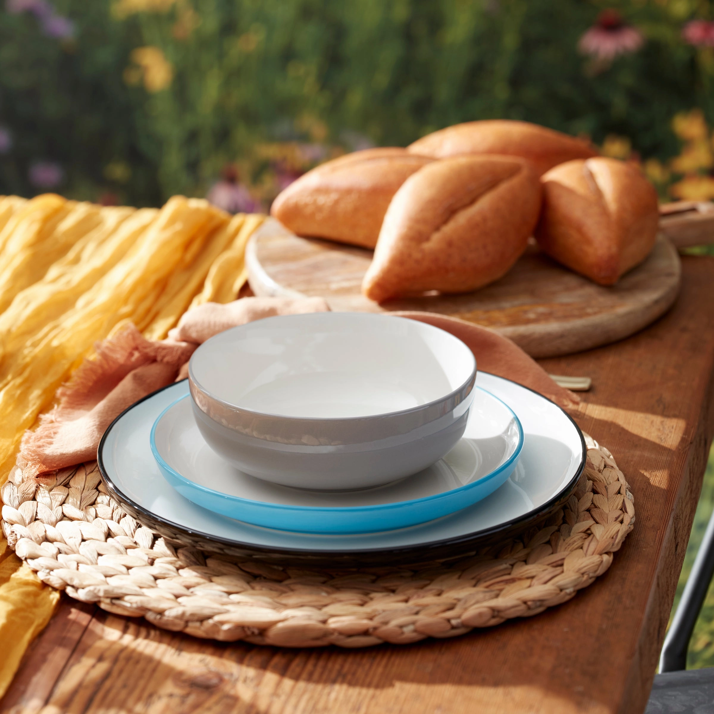 24 Seven Colors Turquoise 12-Piece Dinnerware Set