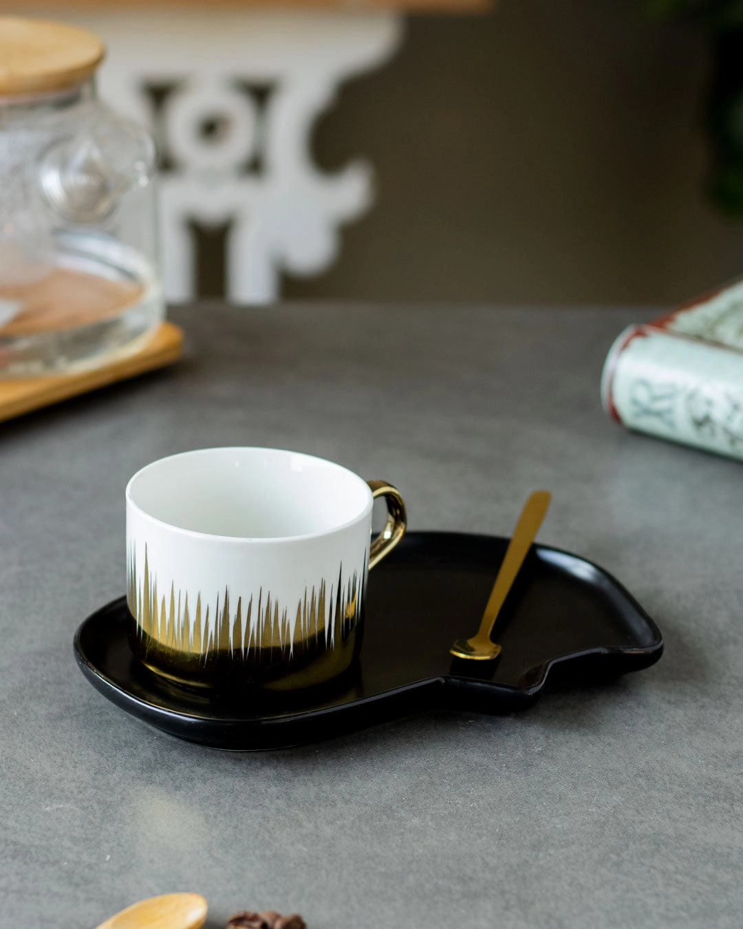 'Bistro' Caffe Teacup & Saucer - Black