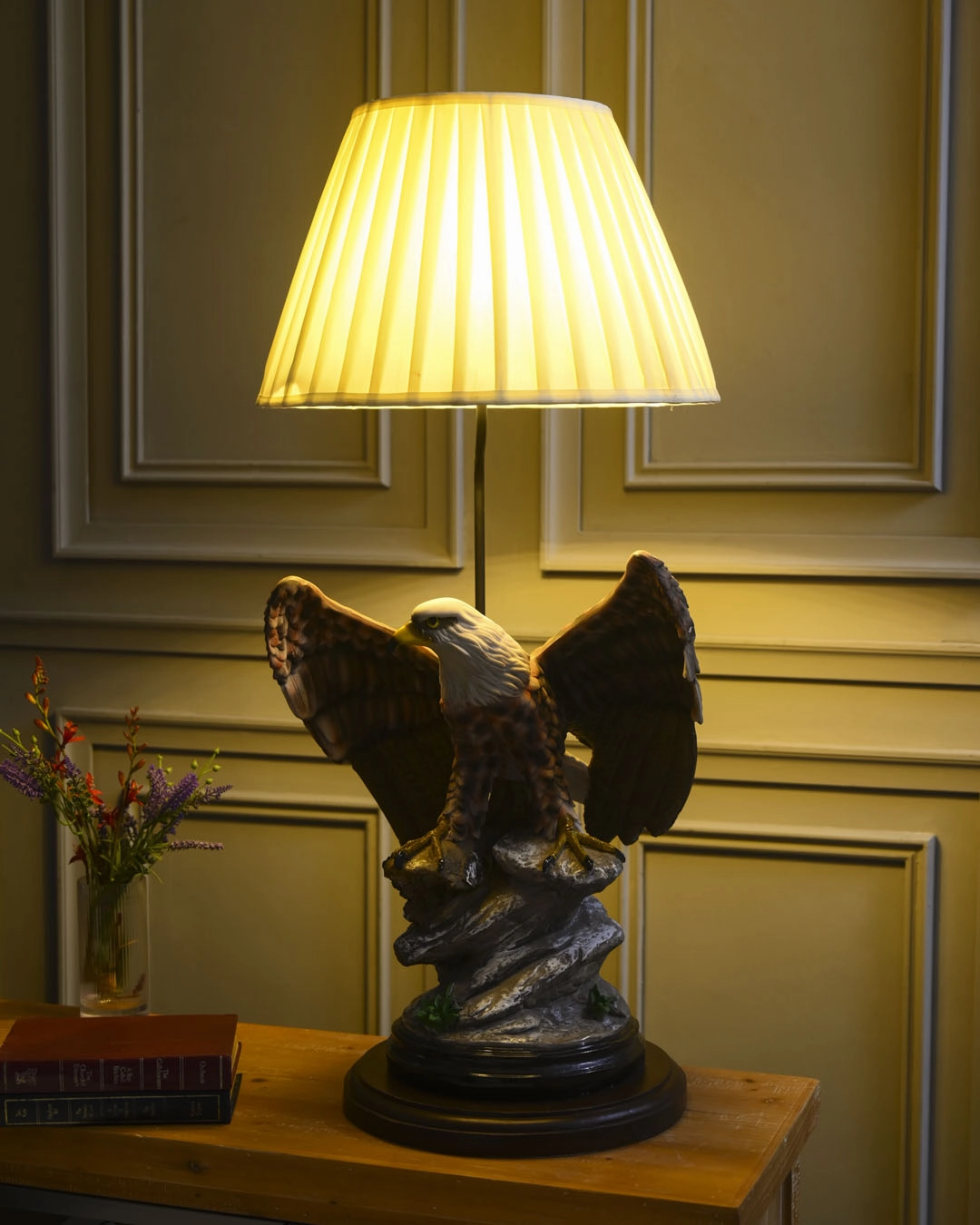 'Freedom' Eagle Figurine Table Lamp