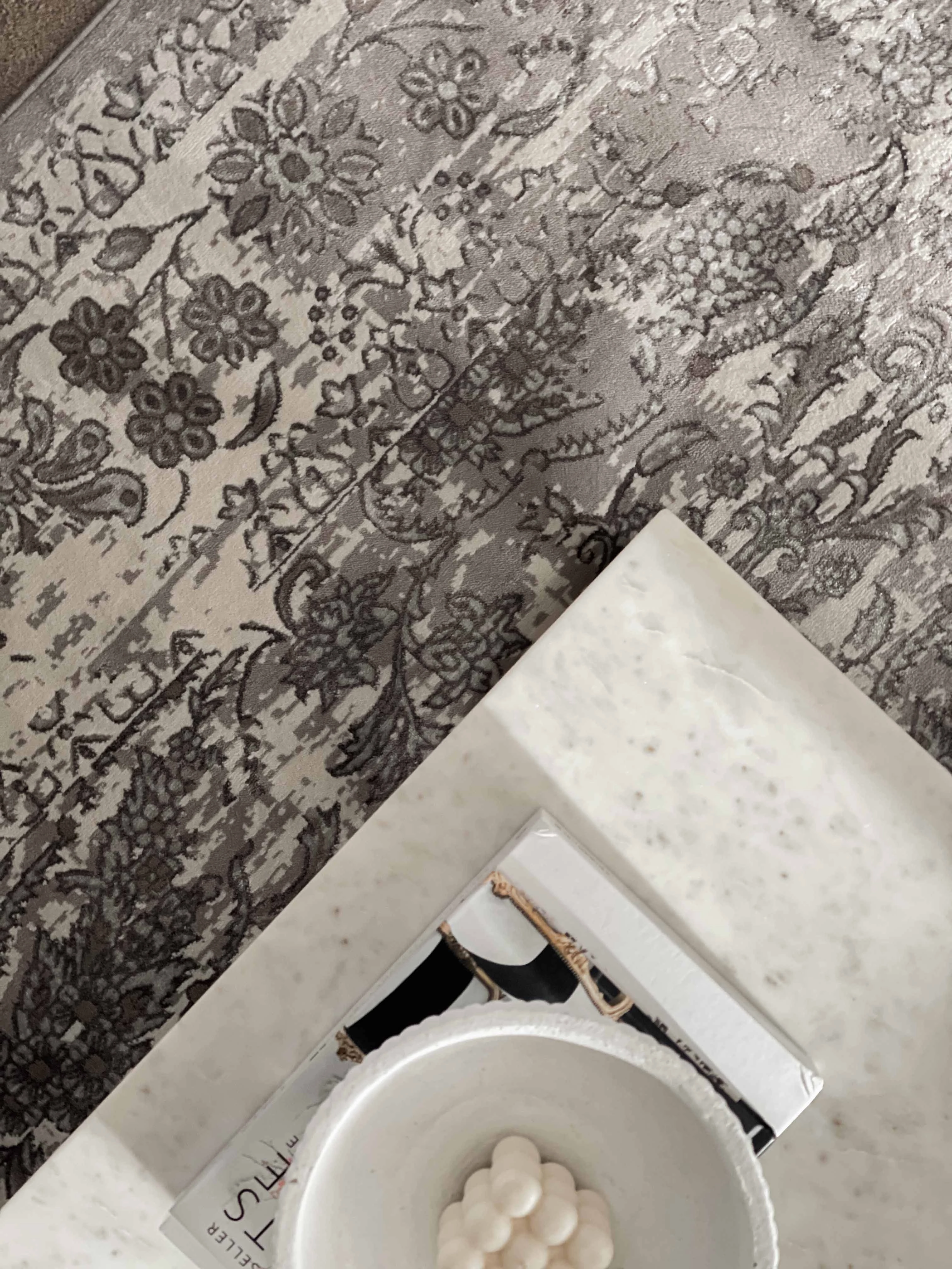 Aaerin Charcoal Grey And Ivory Traditional Distressed Rug *NO RETURNS UNLESS FAULTY