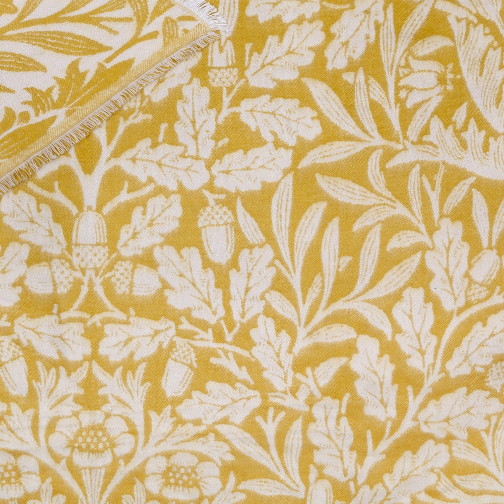 Acorn Tonal Jacquard Throw Gold