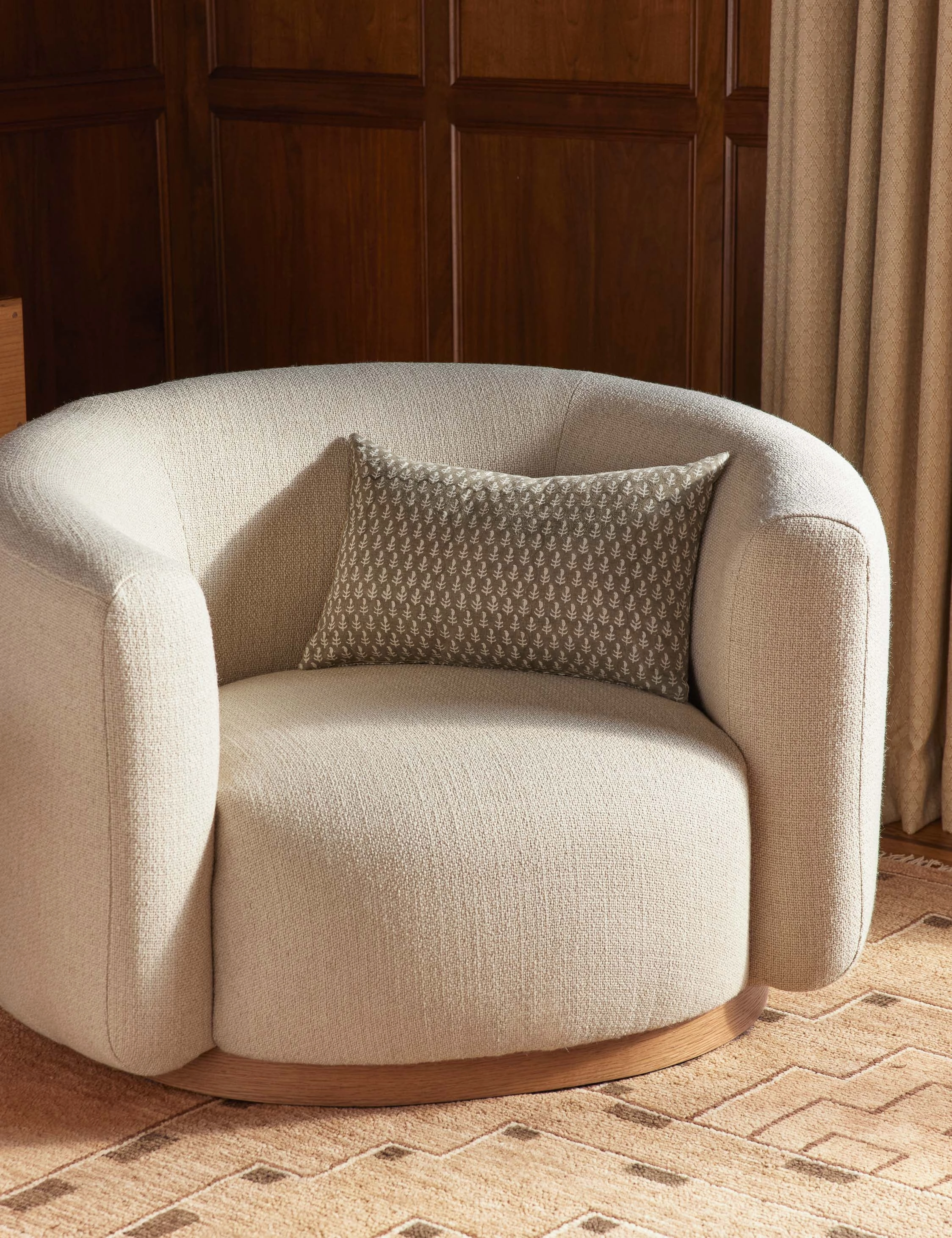 Agnes Linen Pillow