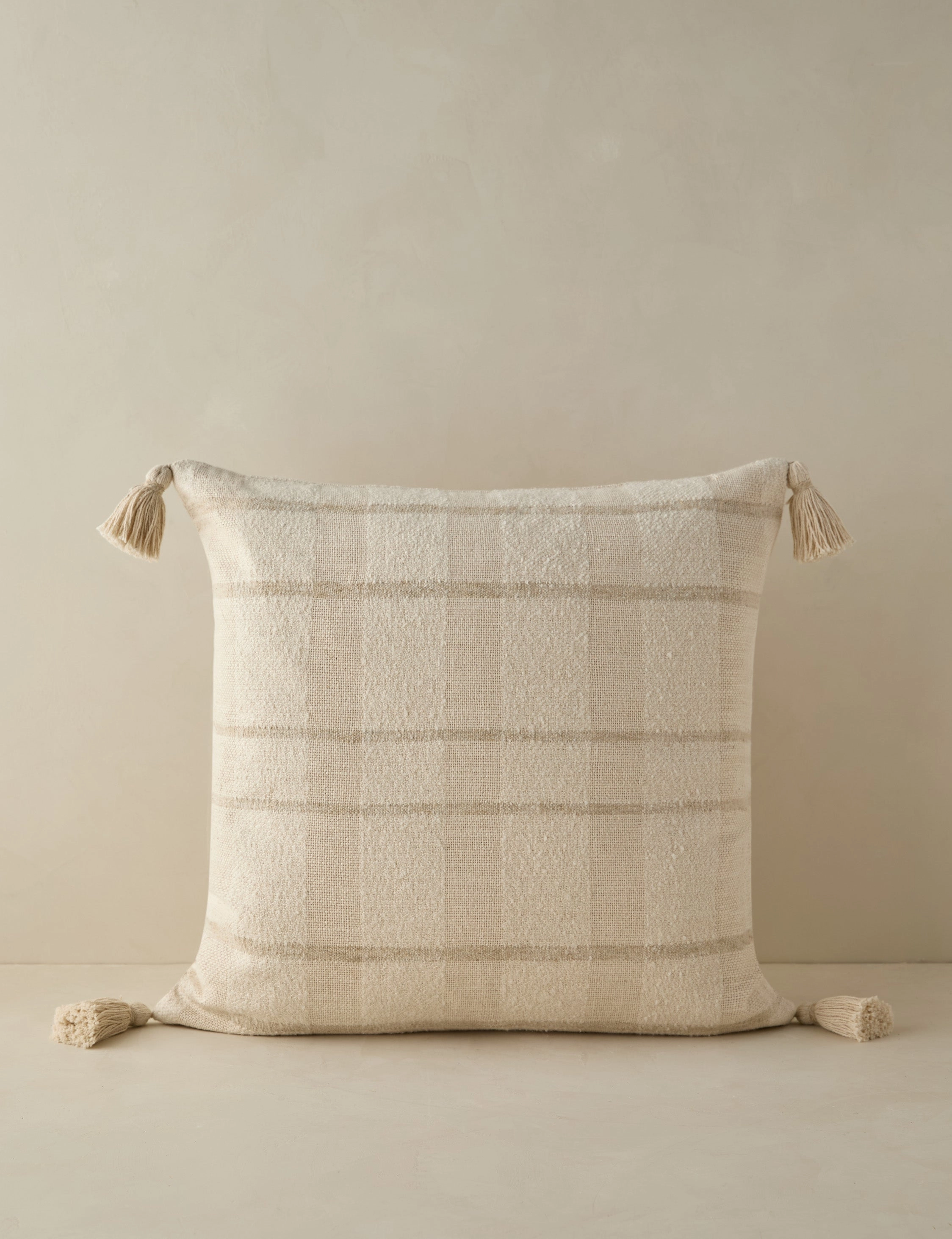 Alira Pillow