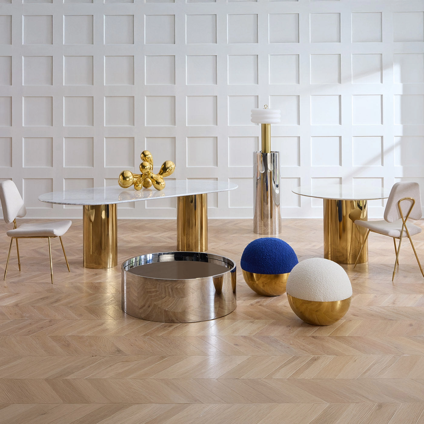 Alphaville Capsule Dining Table