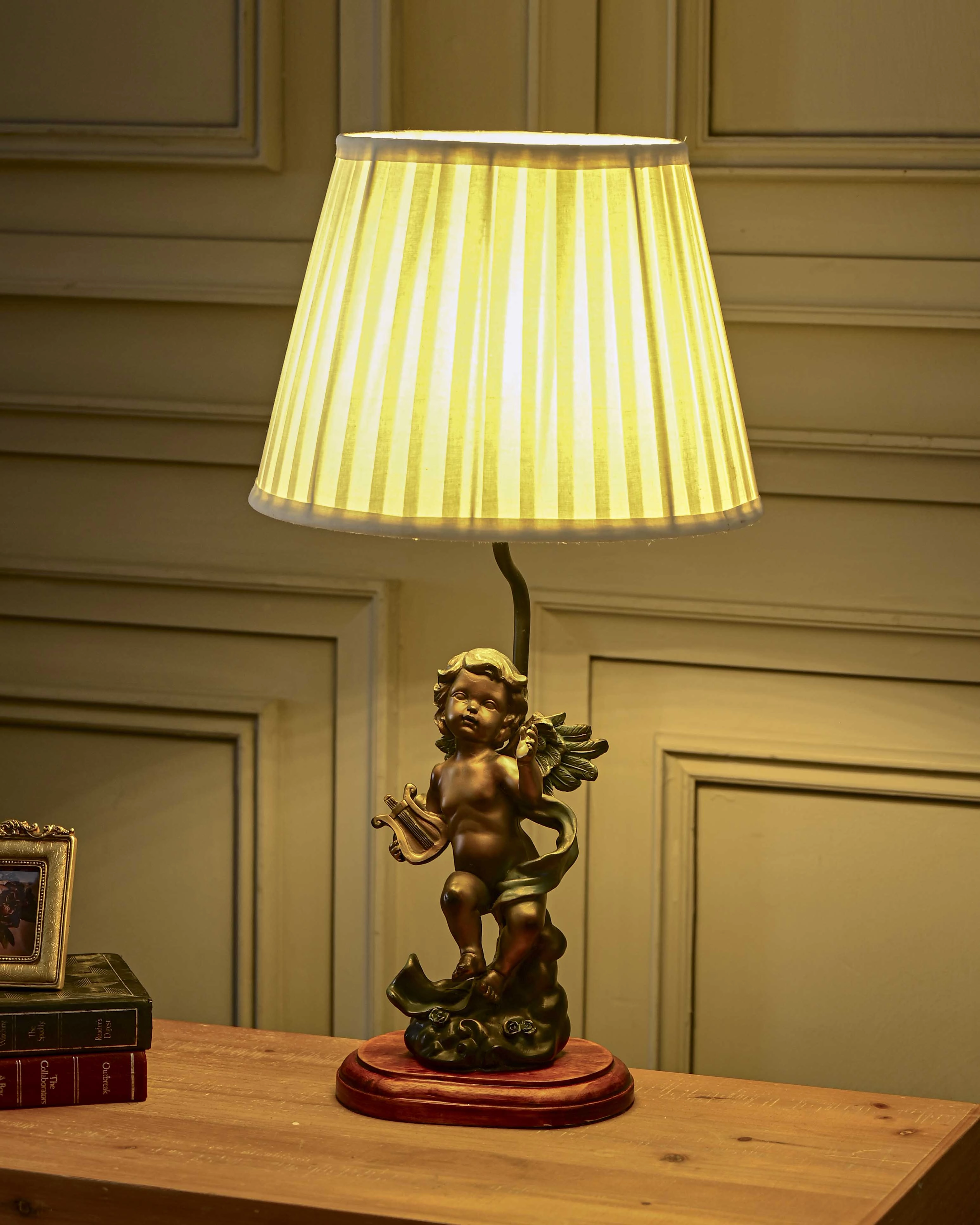 Angel Cherub Playing Harp Table Lamp