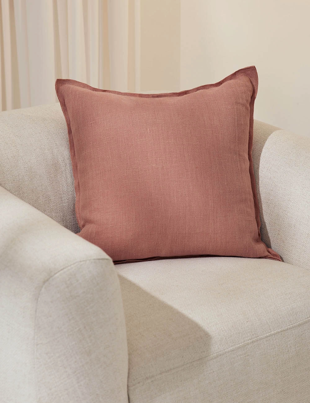 Arlo Linen Pillow