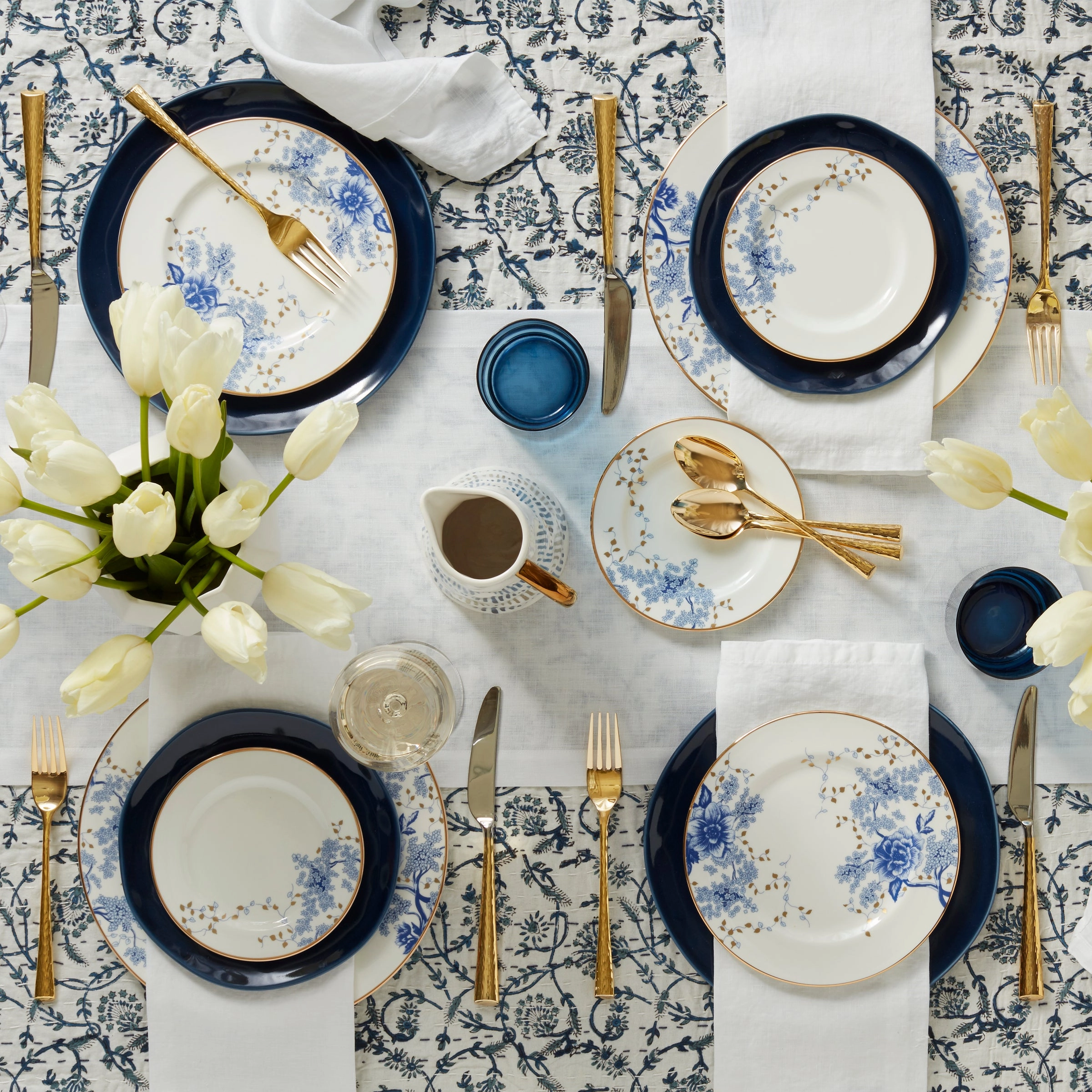 Bay Colors Blue Dinner Plates - Set of 4