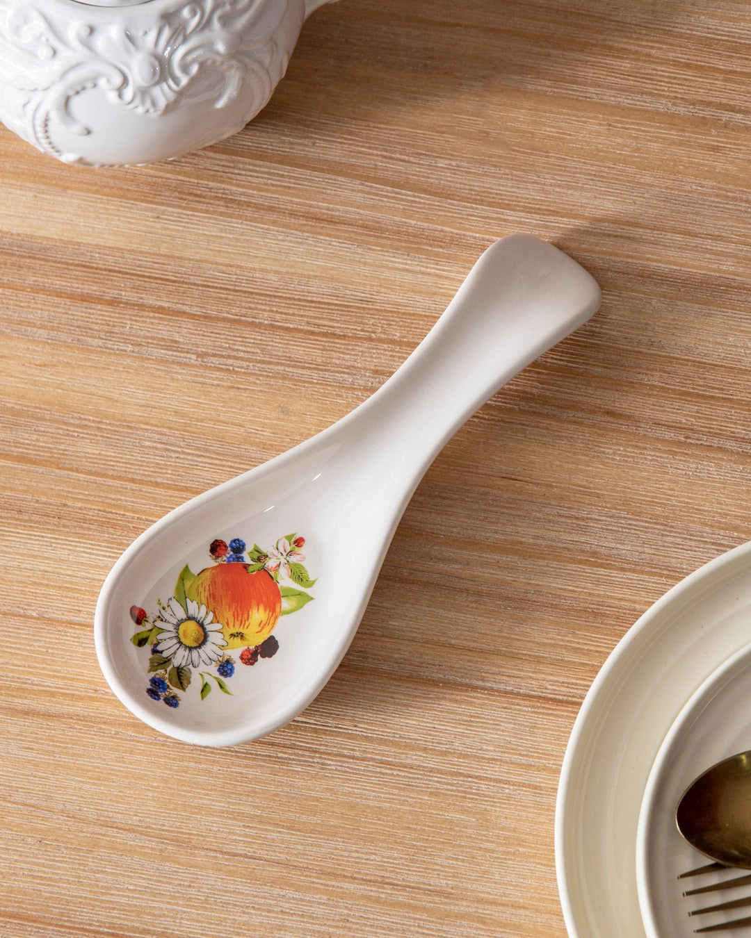 Bell peppers Spoon Restmodern kitchen decor ,kitchen dinner set ,dinnerware 