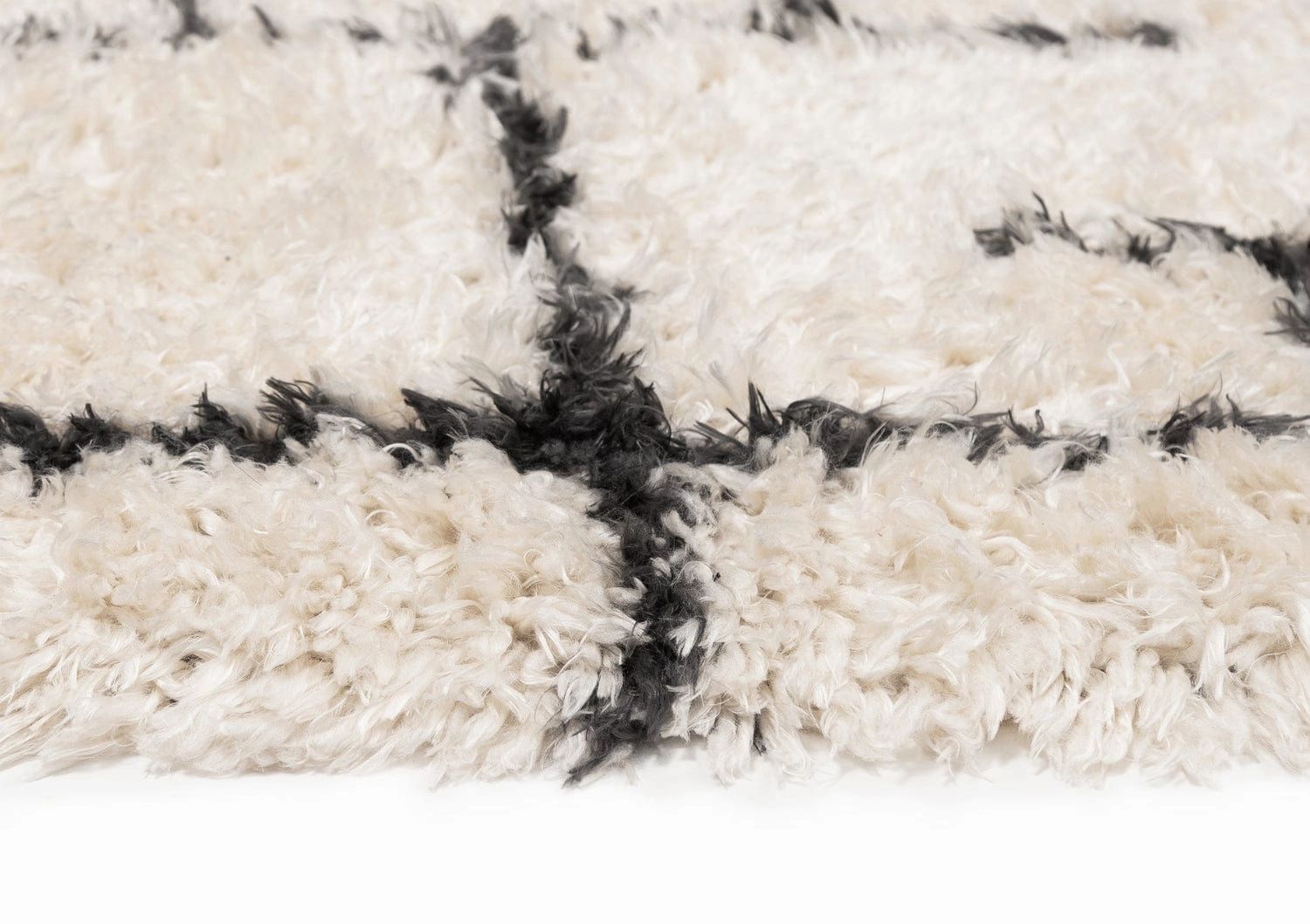 Binx Cream & Black Tribal Shag Rug *NO RETURNS UNLESS FAULTY