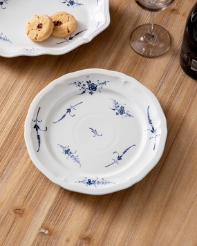 Blue Floral Scroll Dinner Platemodern kitchen decor ,kitchen dinner set ,dinnerware 