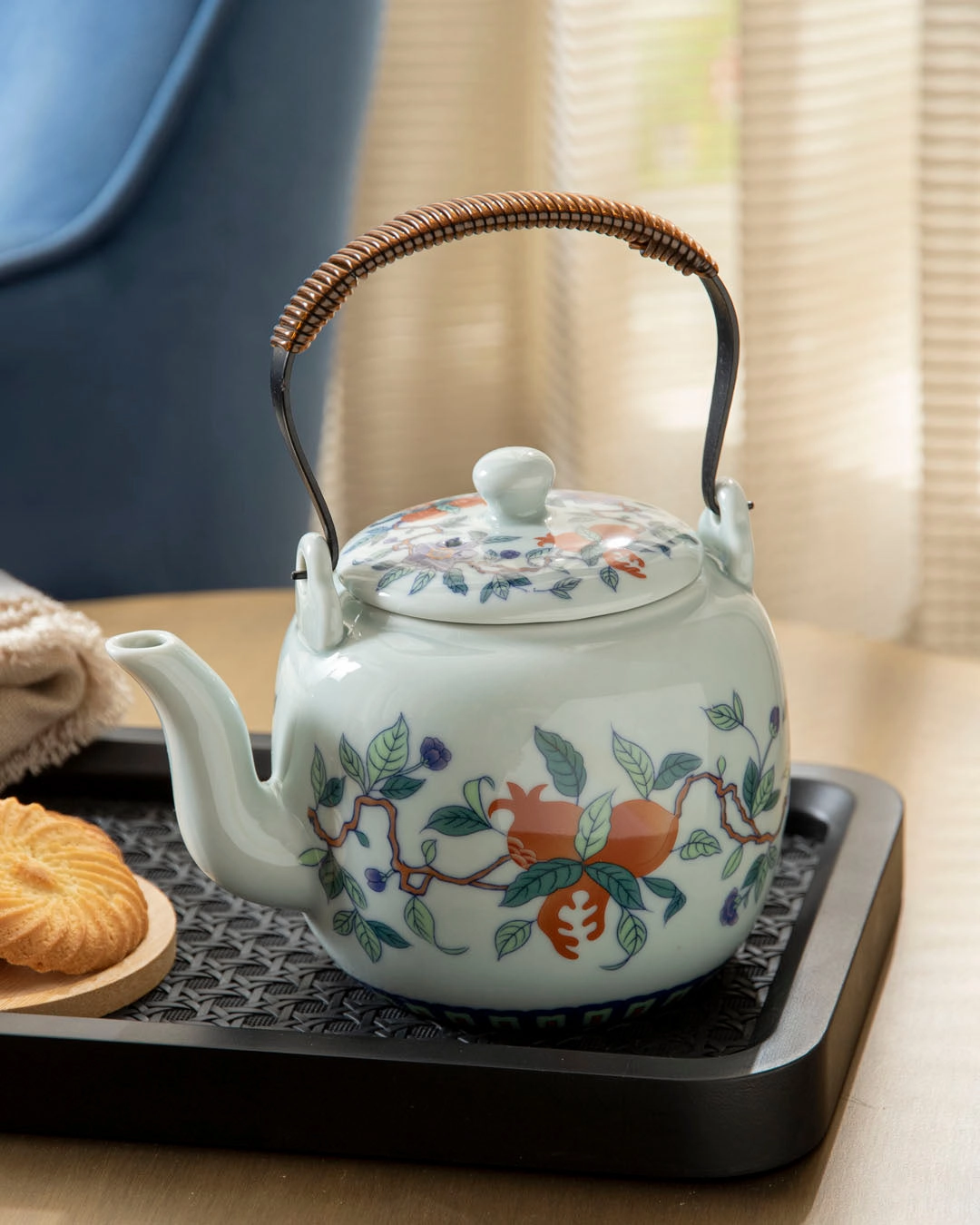 Blue Peony Ceramic Tea Kettlemodern kitchen decor ,kitchen dinner set ,dinnerware 
