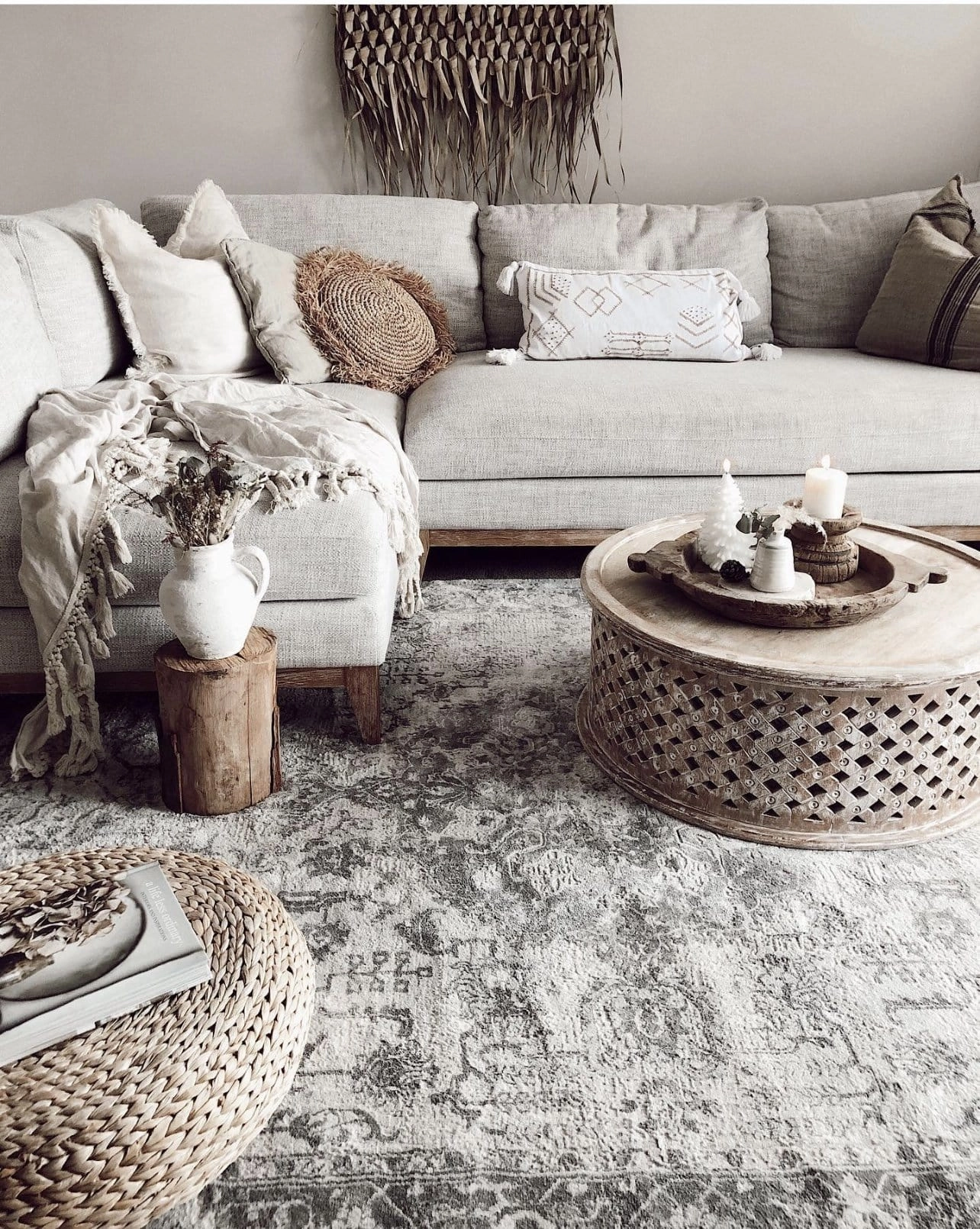 Cara Cream And Grey Transitional Medallion Rug *NO RETURNS UNLESS FAULTY
