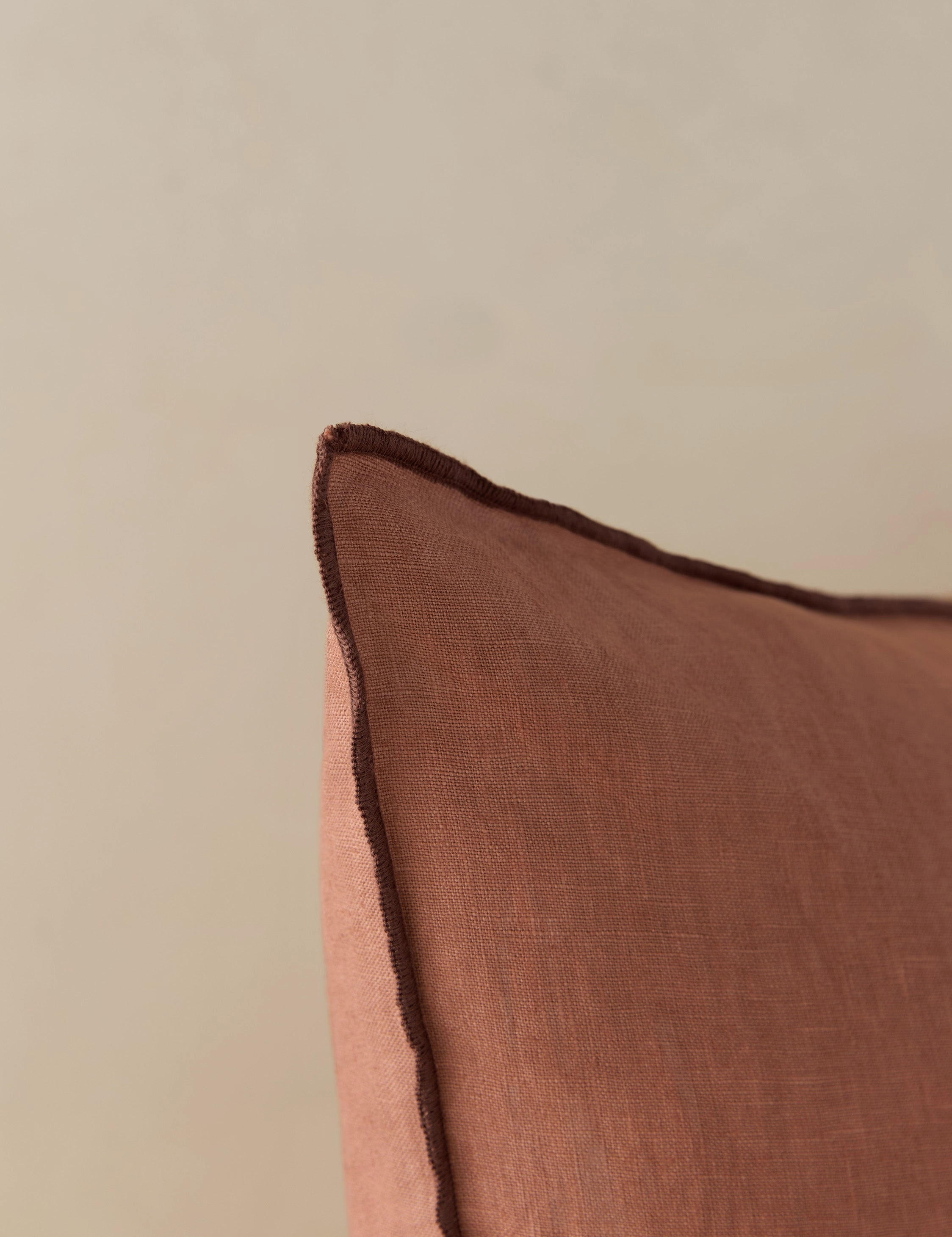Carys Contrast Linen Pillow