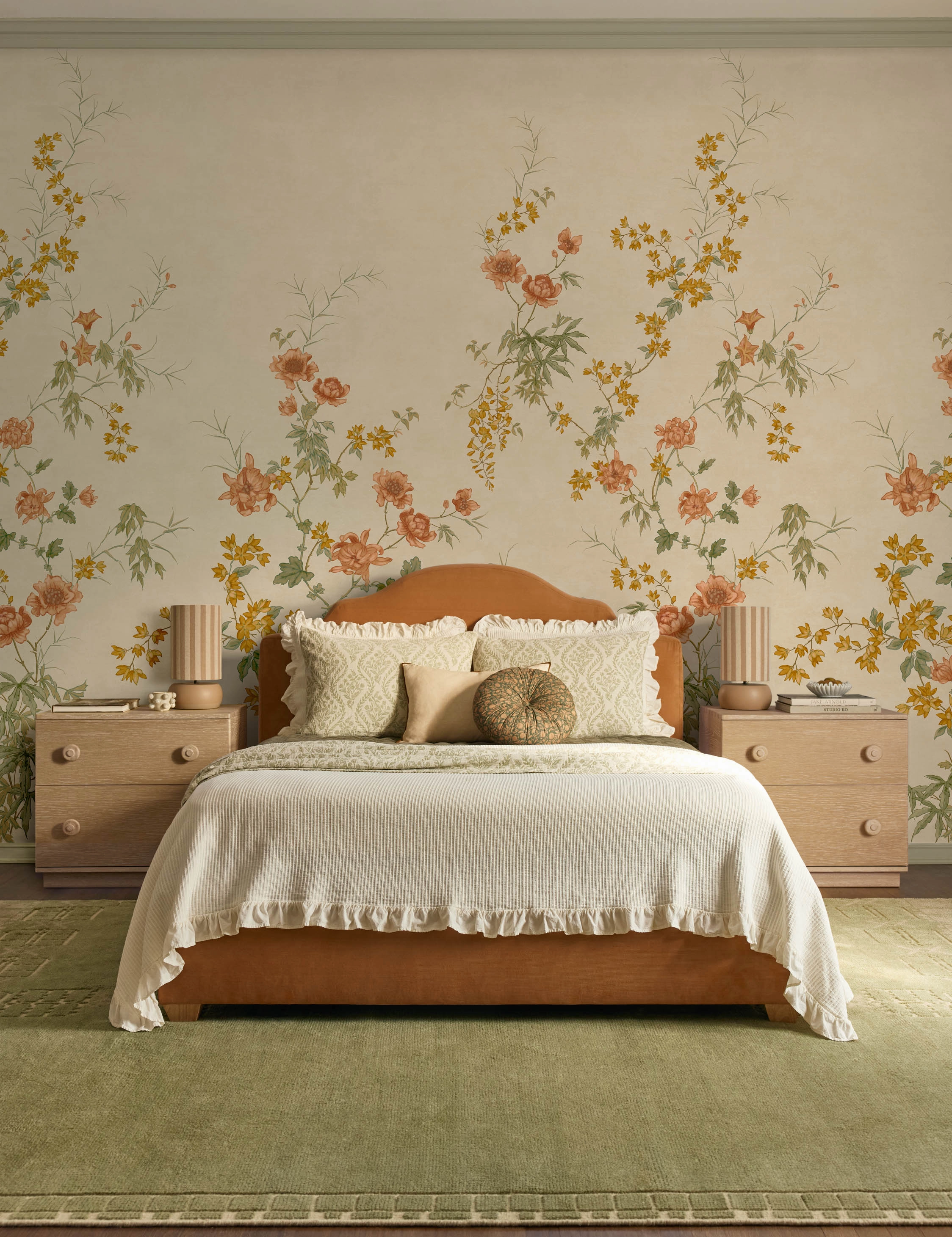 Carys Contrast Linen Pillow