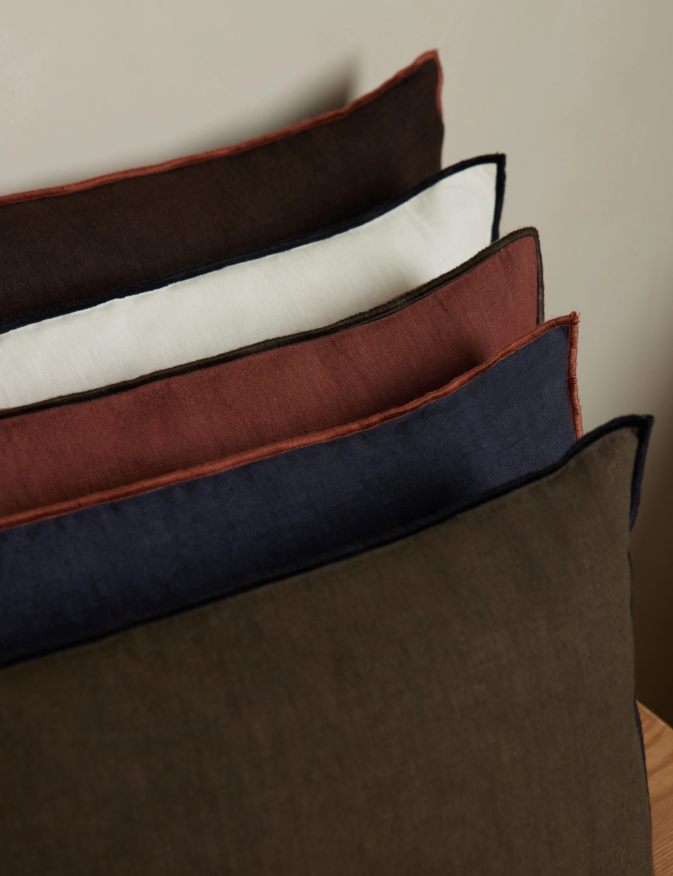 Carys Contrast Linen Pillow