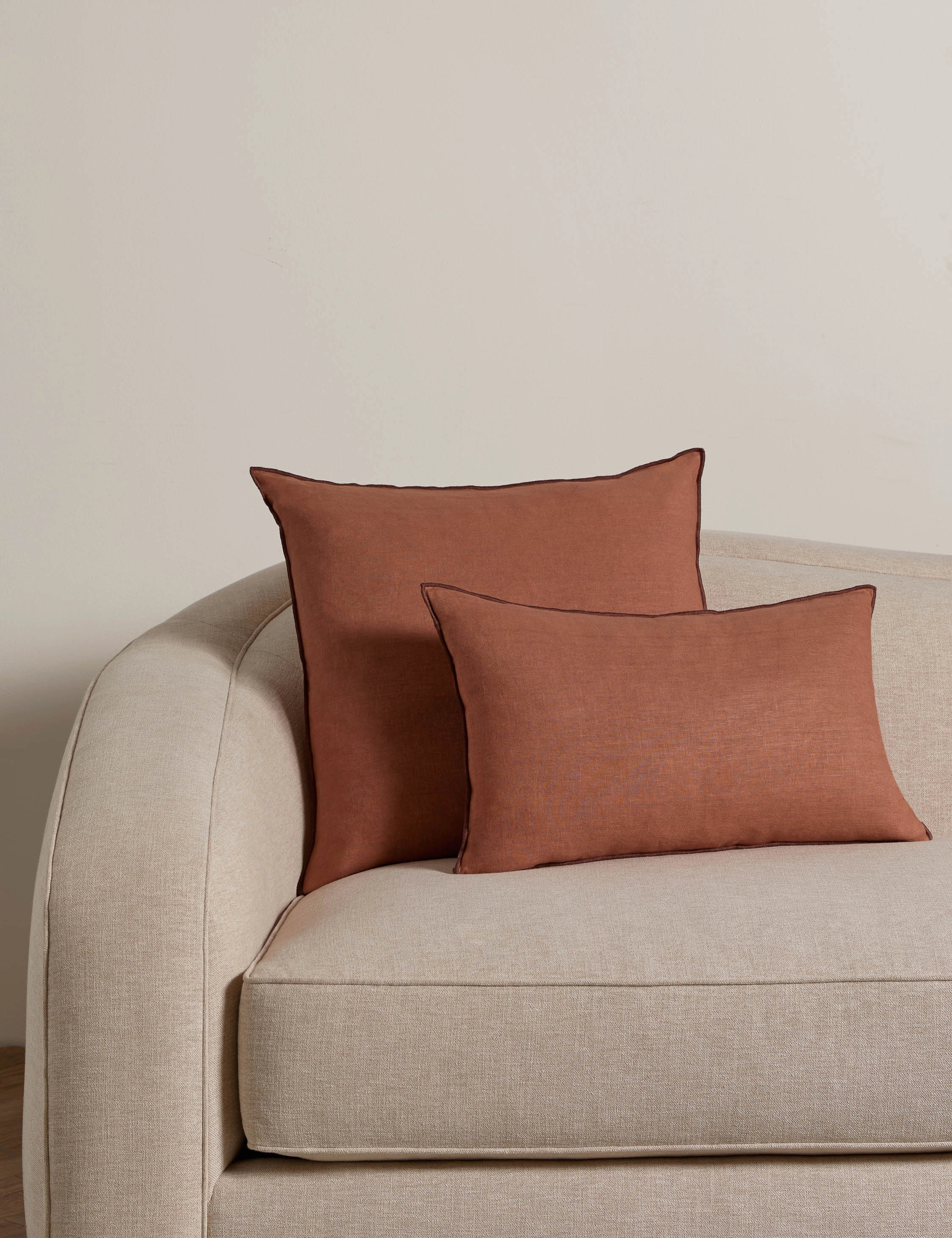 Carys Contrast Linen Pillow