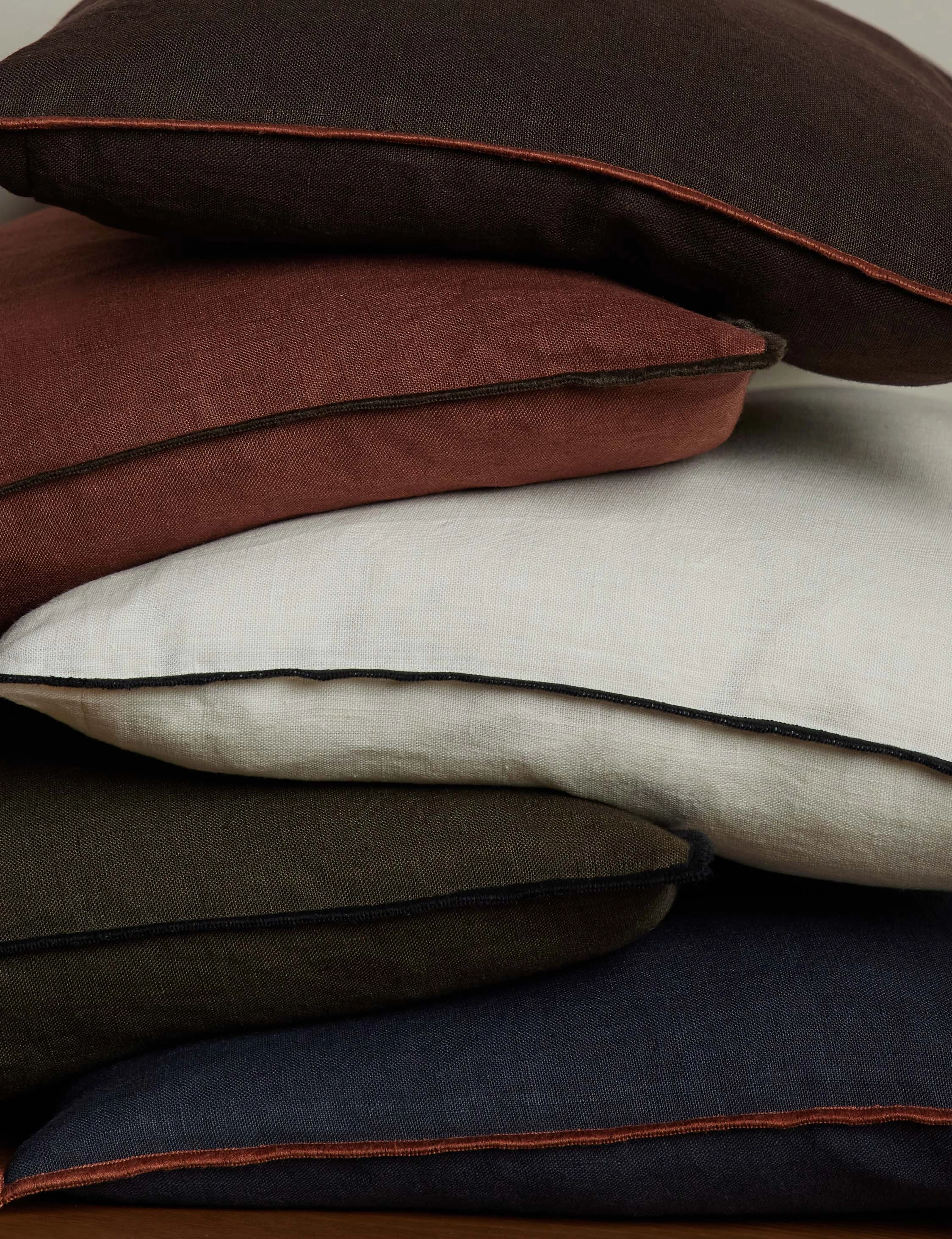 Carys Contrast Linen Pillow