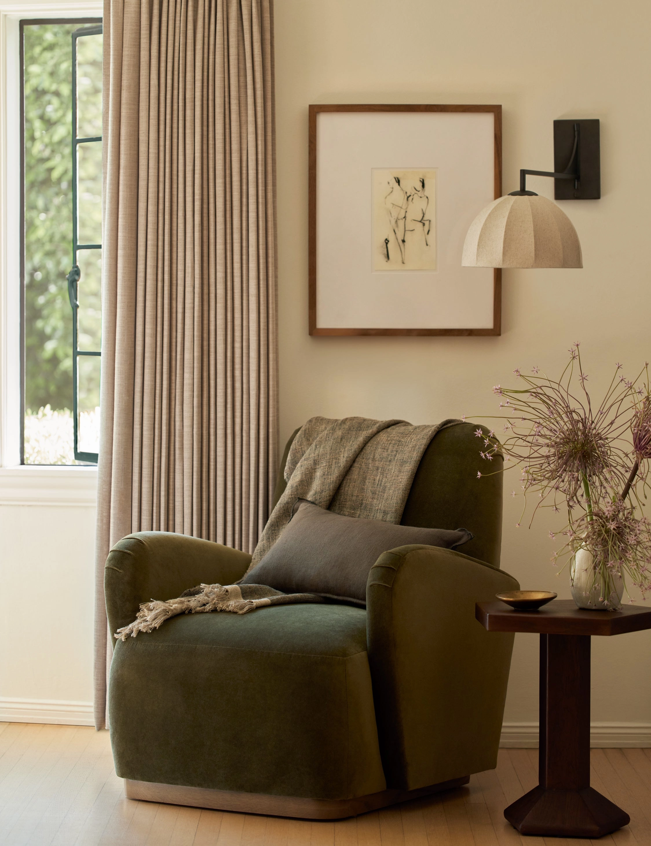 Carys Contrast Linen Pillow