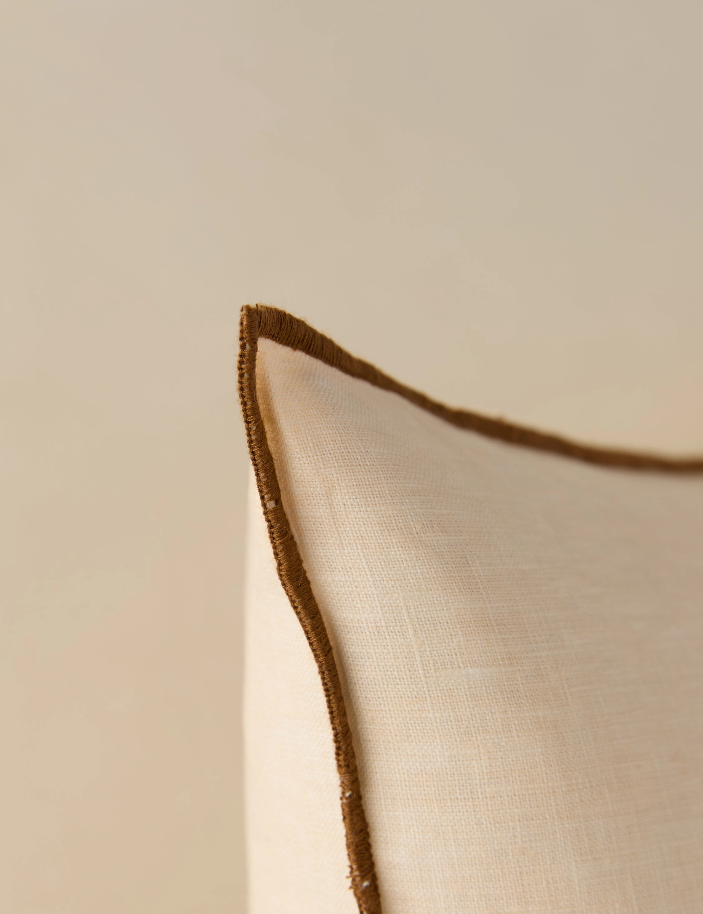 Carys Contrast Linen Pillow