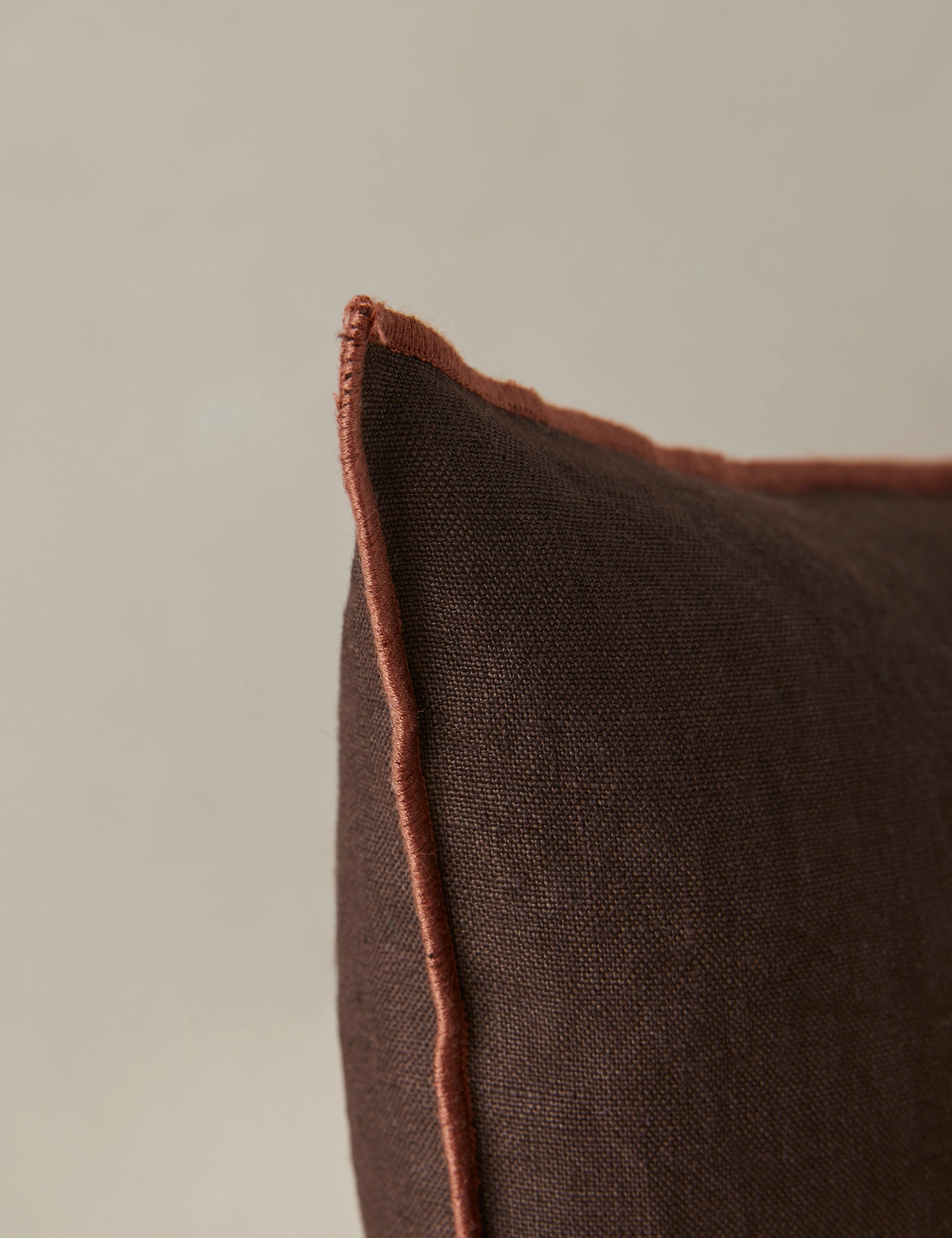 Carys Contrast Linen Pillow