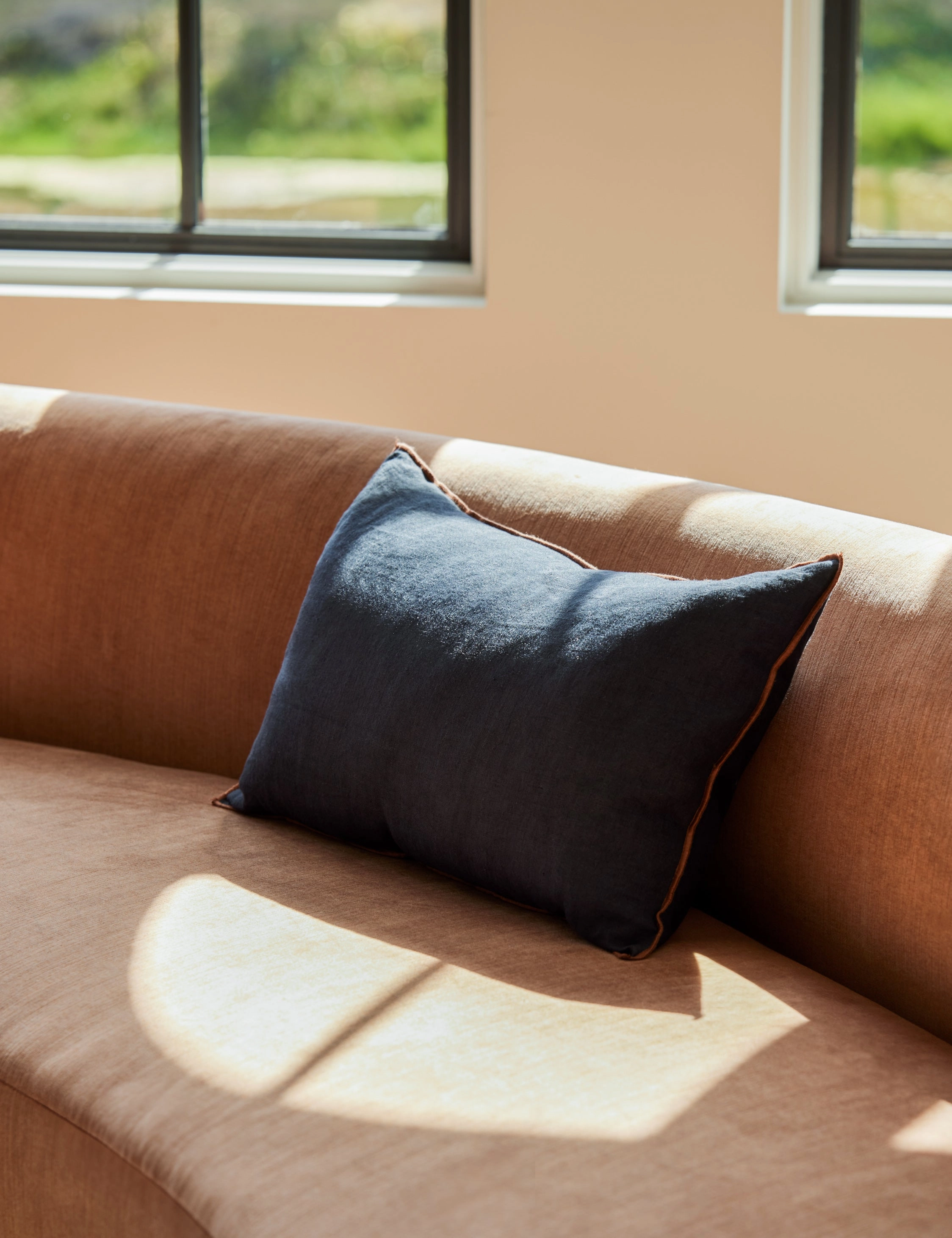 Carys Contrast Linen Pillow