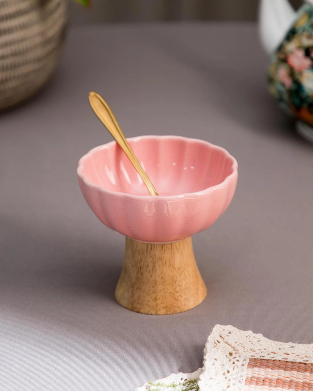 Ceramic   Wood Dessert Bowl - Pink