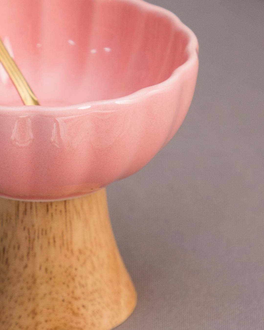 Ceramic   Wood Dessert Bowl - Pink