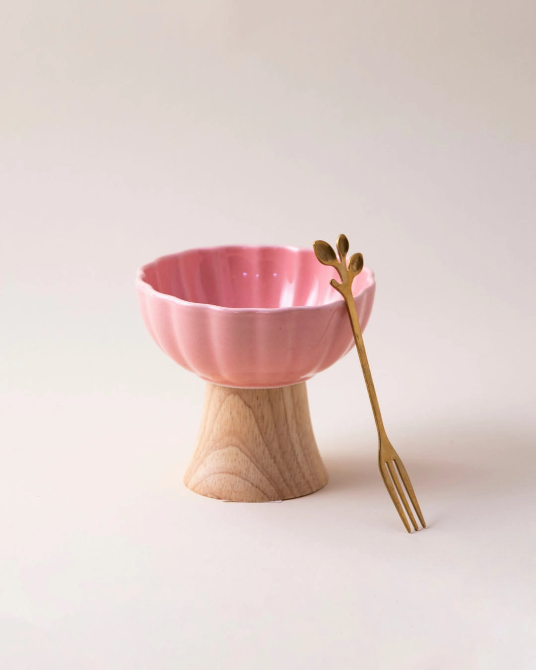 Ceramic   Wood Dessert Bowl - Pink
