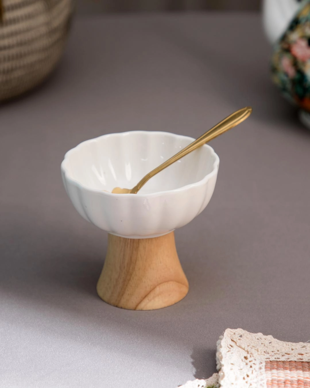 Ceramic   Wood Dessert Bowl - White