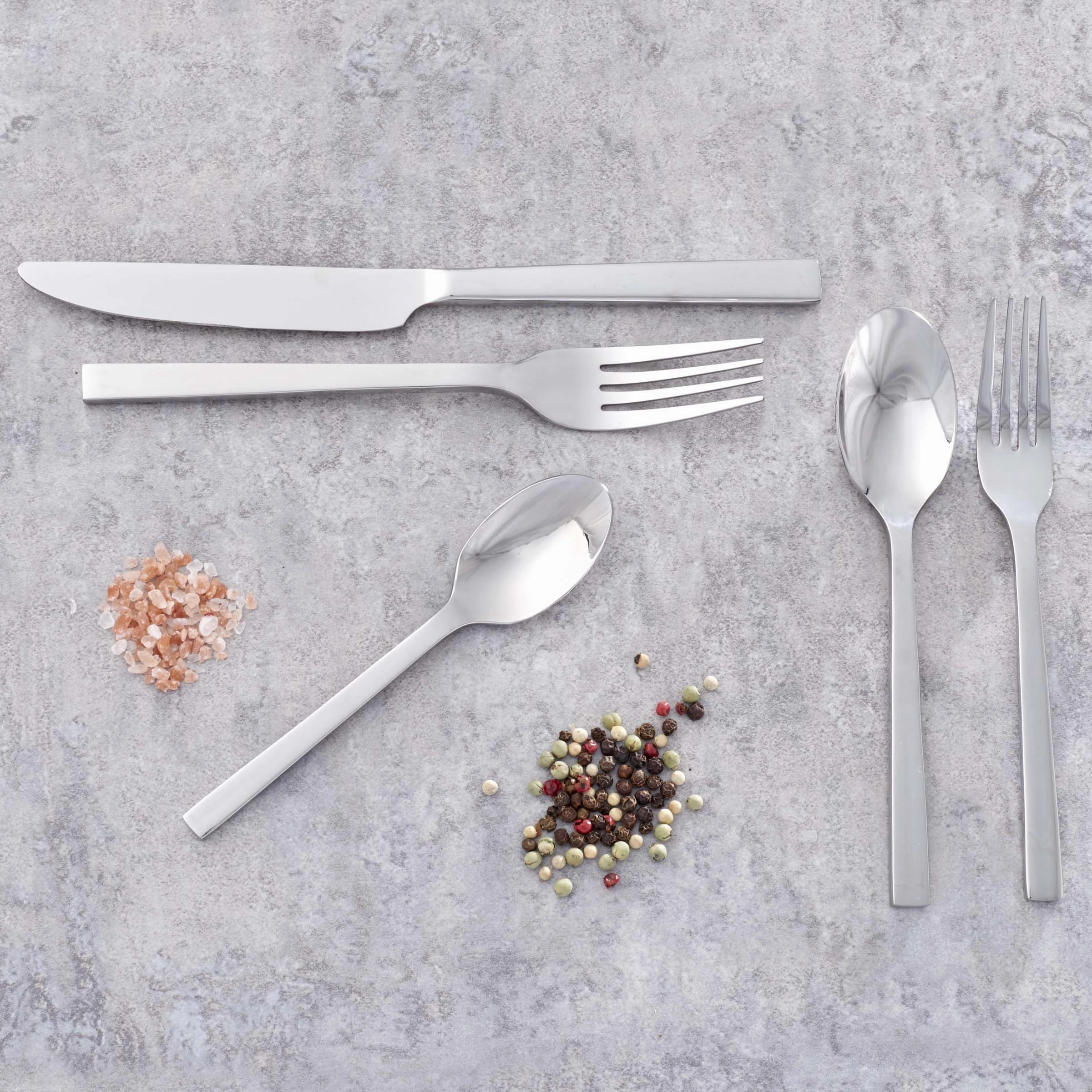Chefs Table 20 Piece Flatware Set