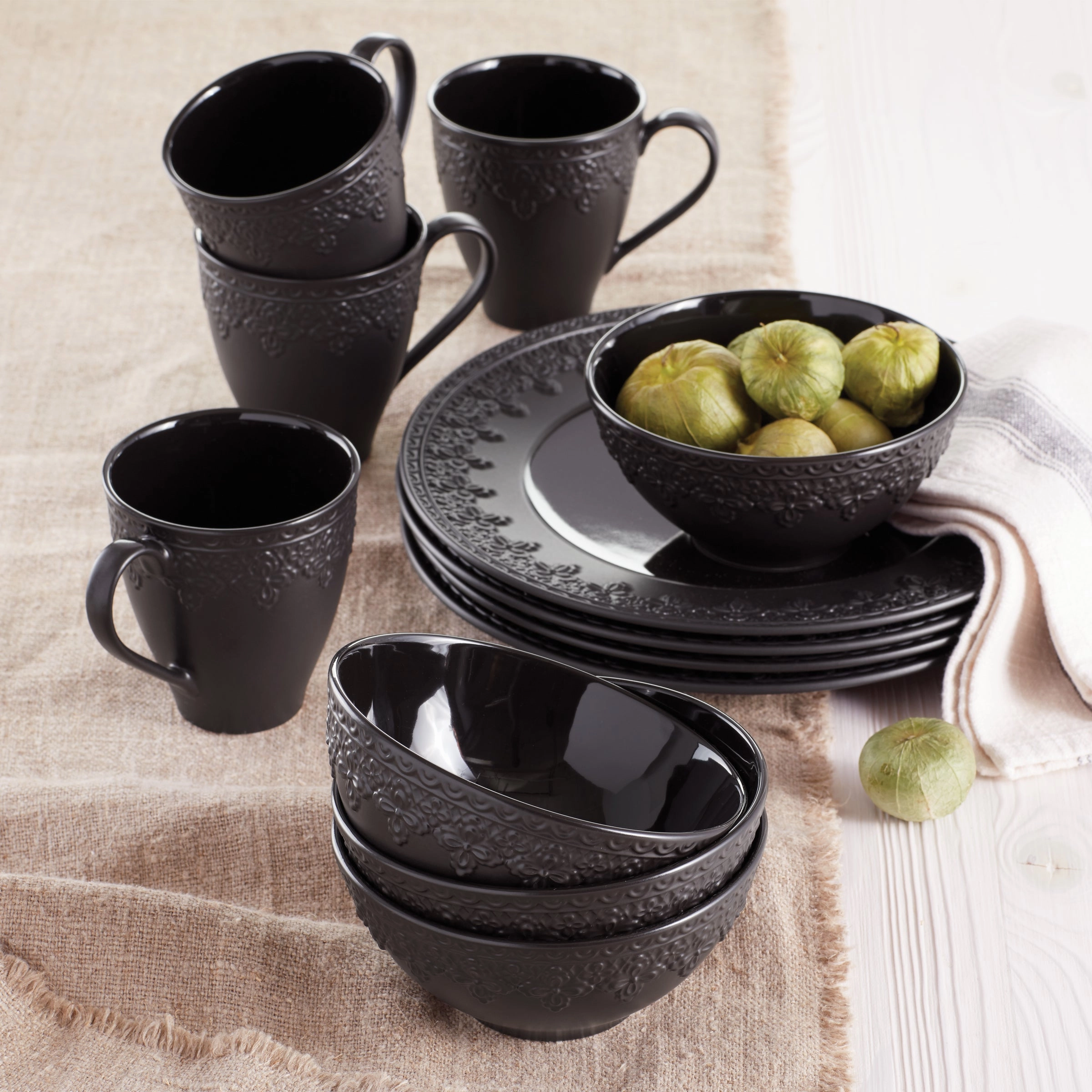 Chelse Muse Fleur Black All-Purpose Bowls - Set of 4