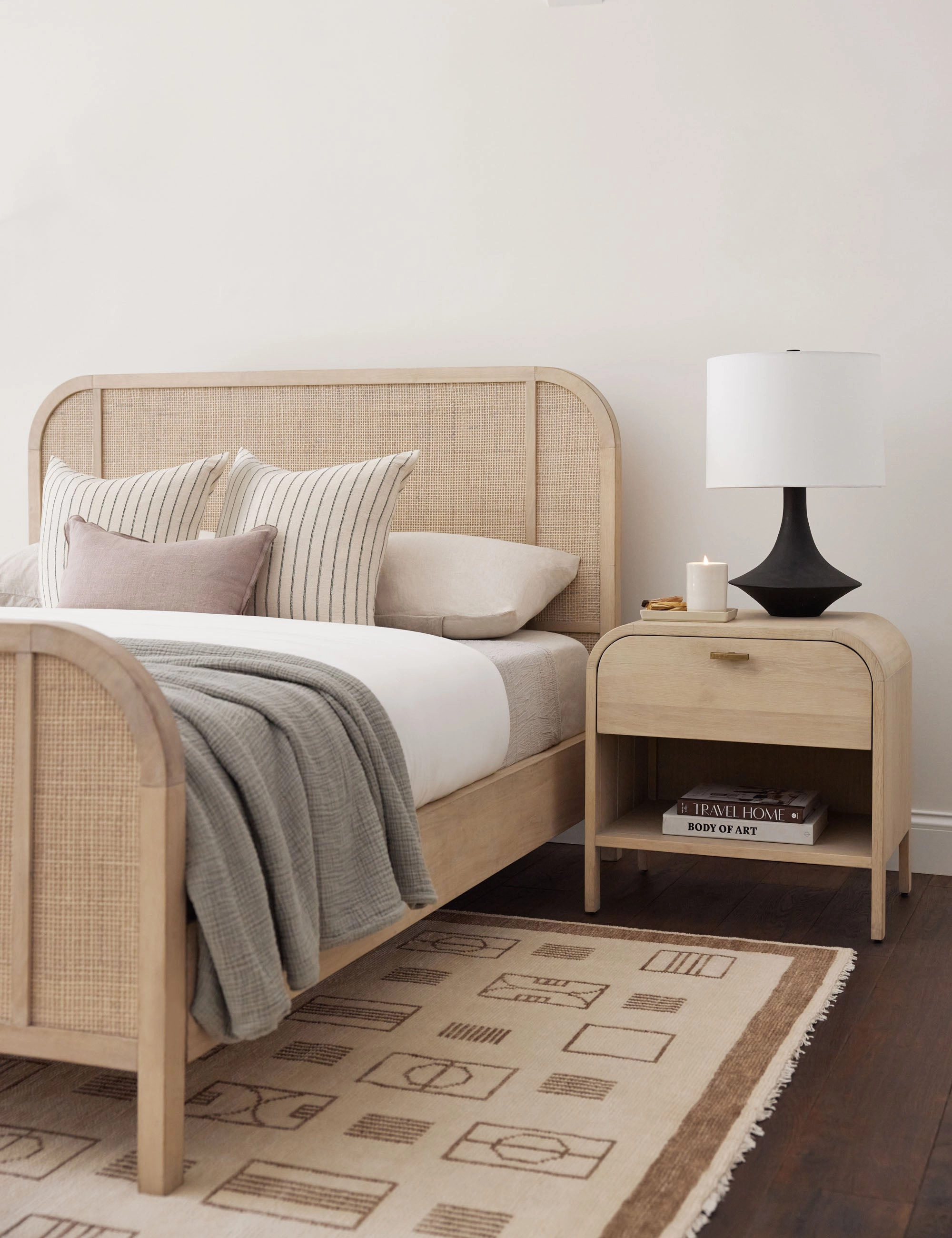 Coulwood Table Lamp