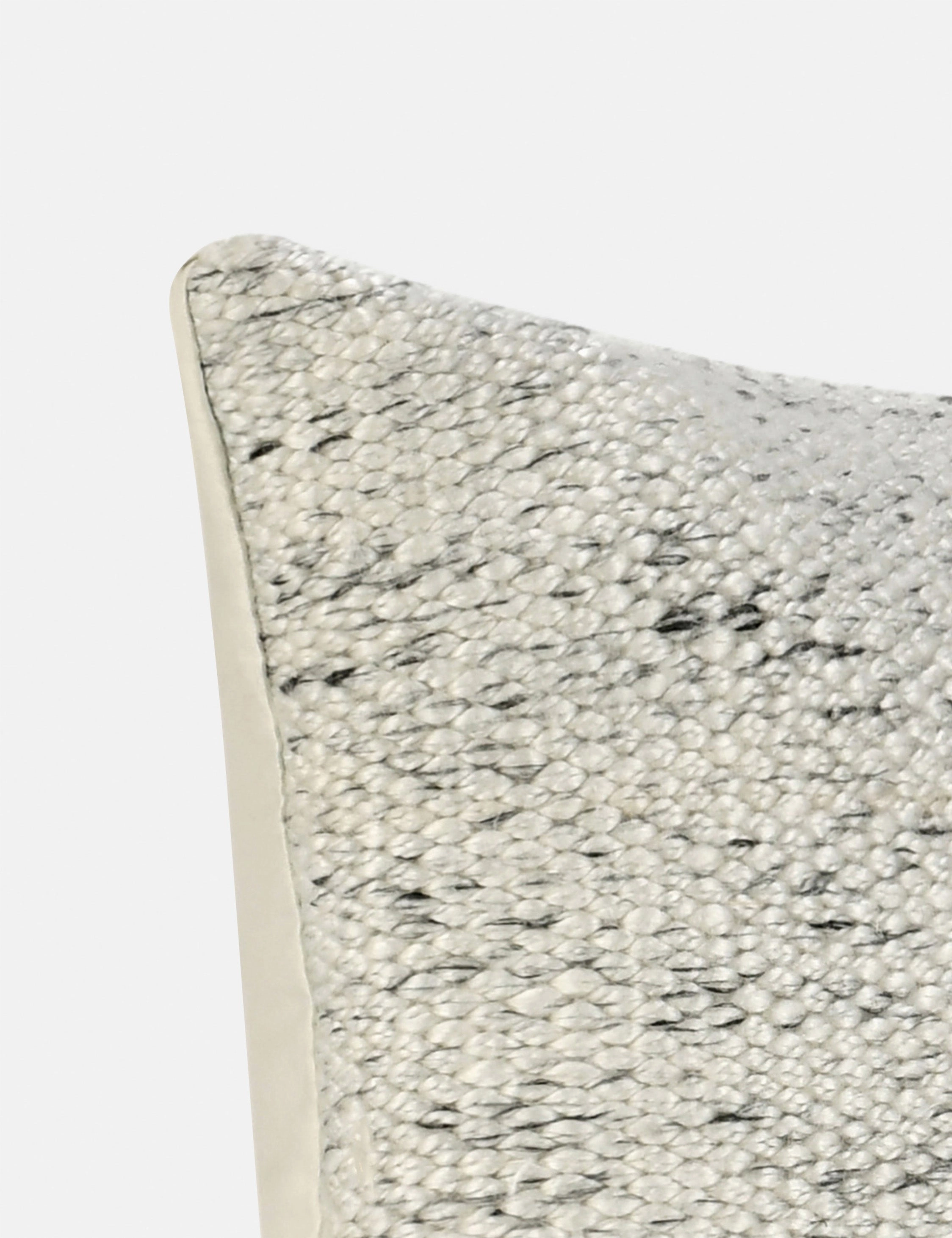 Demari Pillow