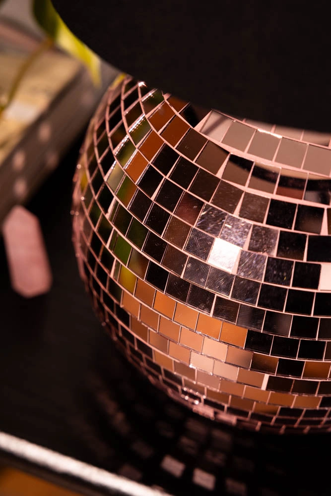 Disco Ball Table Lamp in Pink