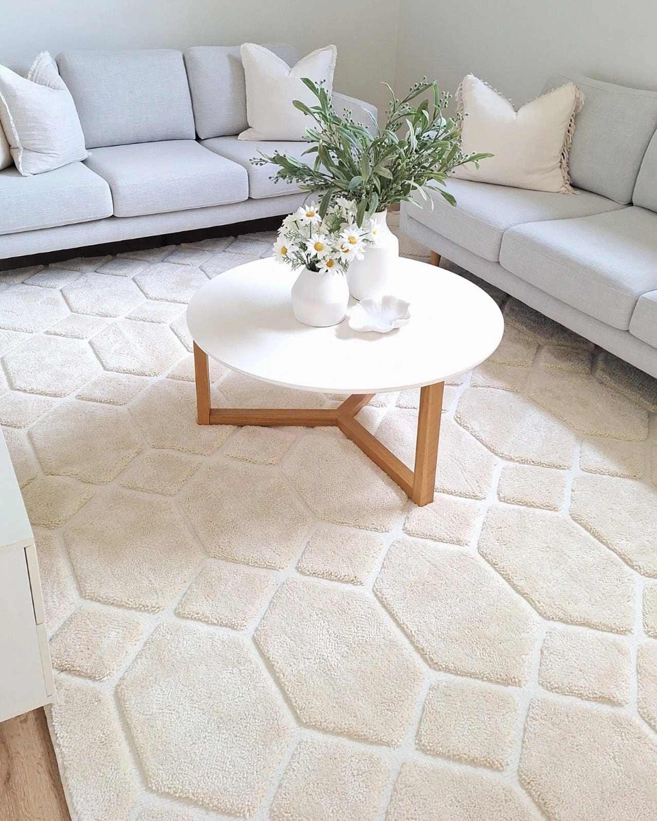 Elif Ivory Geometric Rug