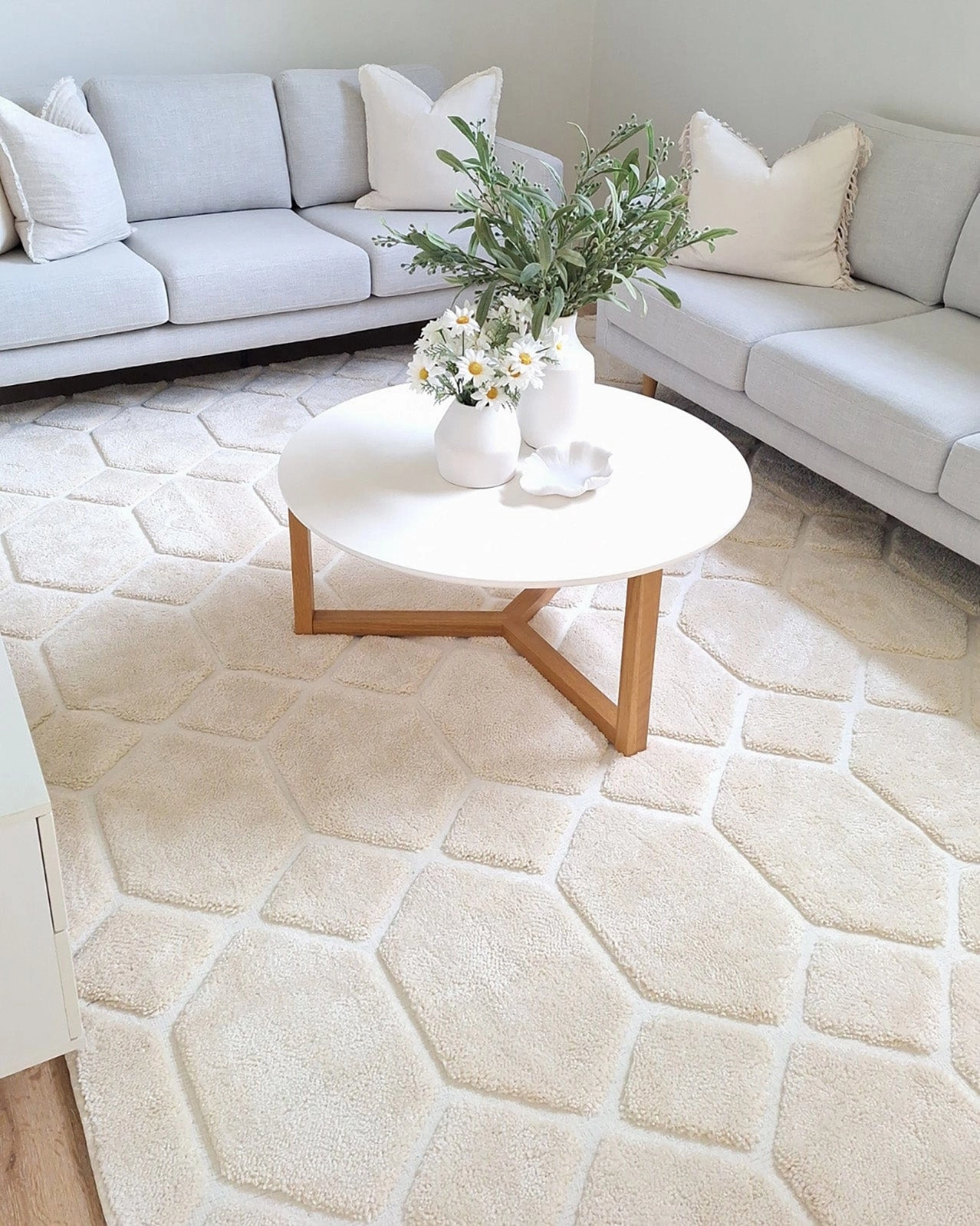 Elif Ivory Geometric Rug