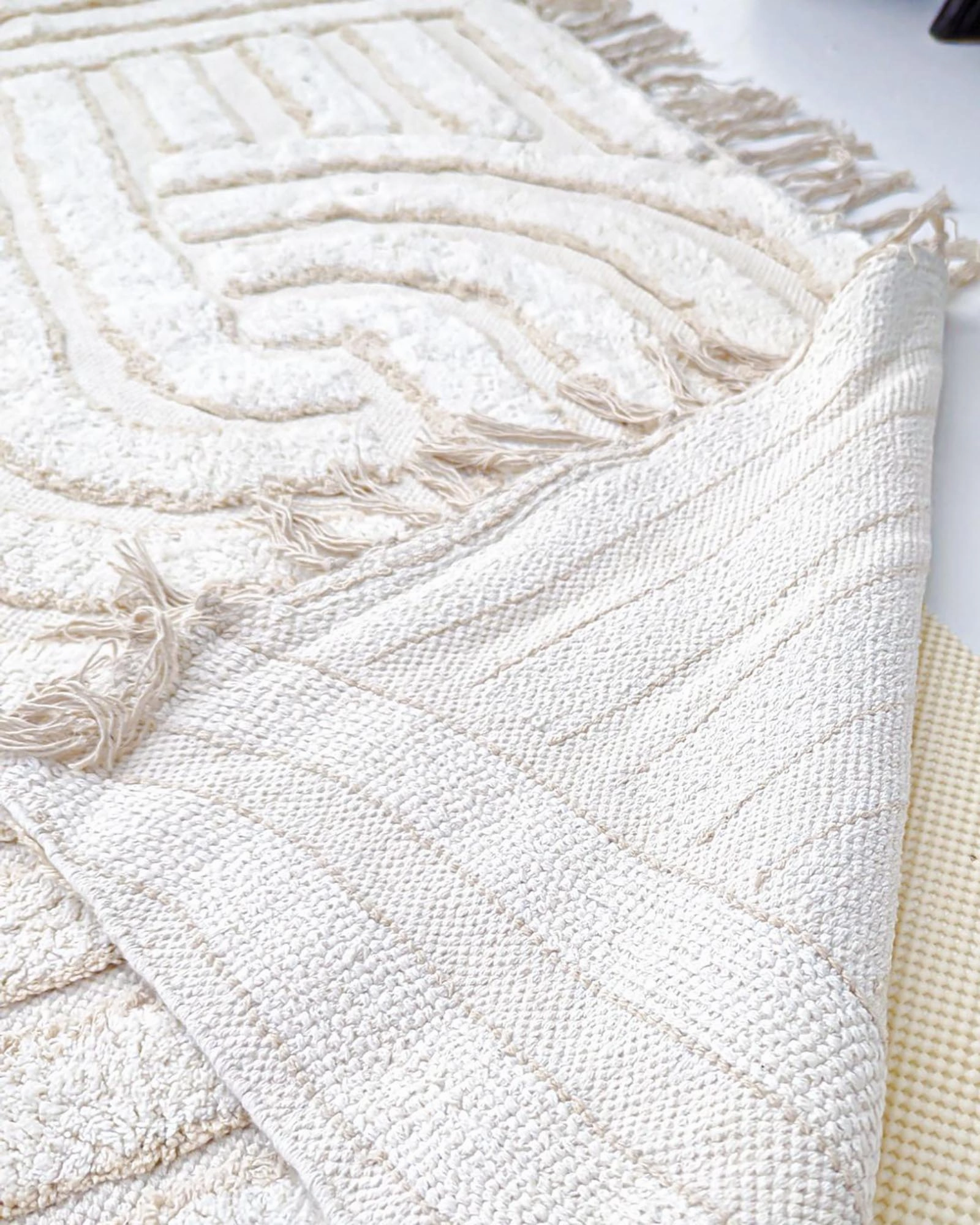 Etta Ivory Geometric Washable Rug