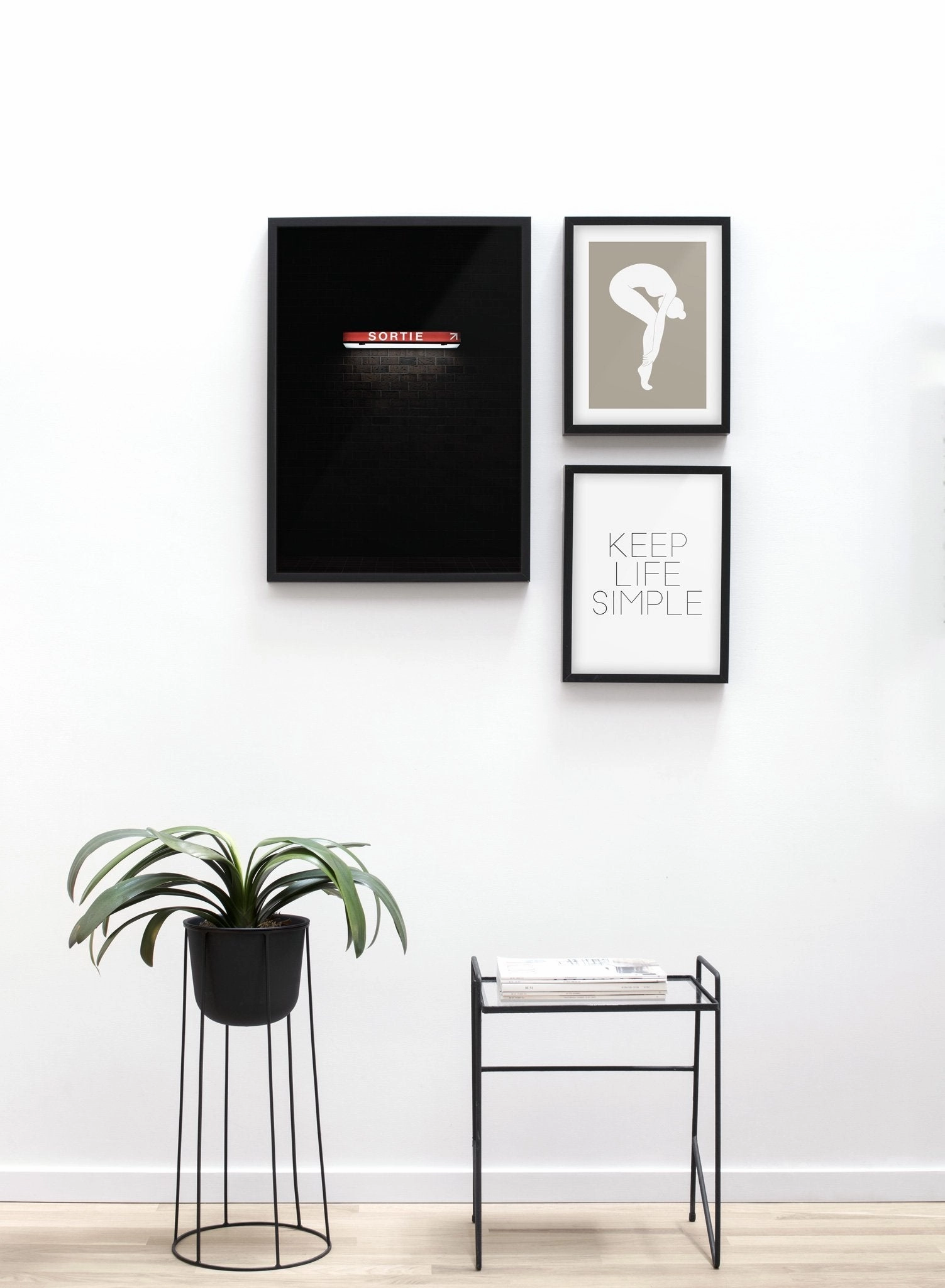 Exit, Poster