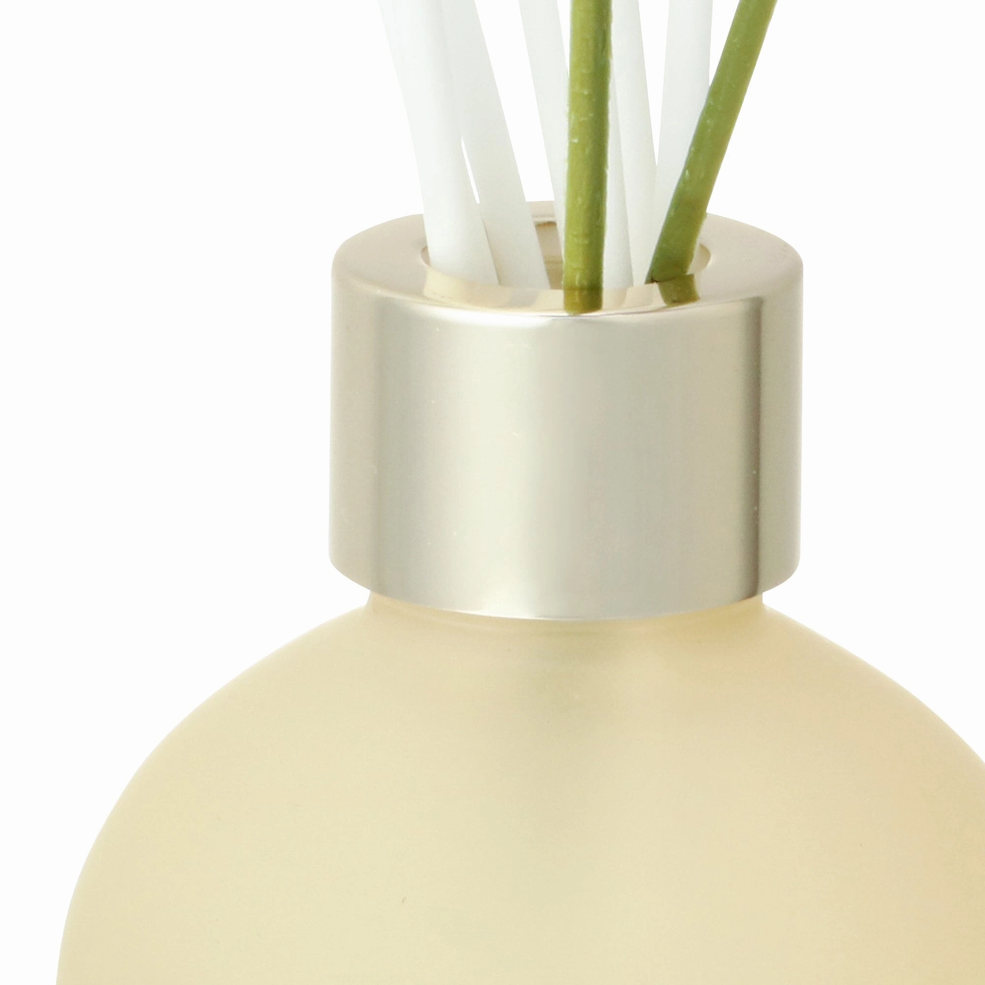 Fleurir Fragrance Diffuser Yellow (Fruity Peach And Floral Scent)