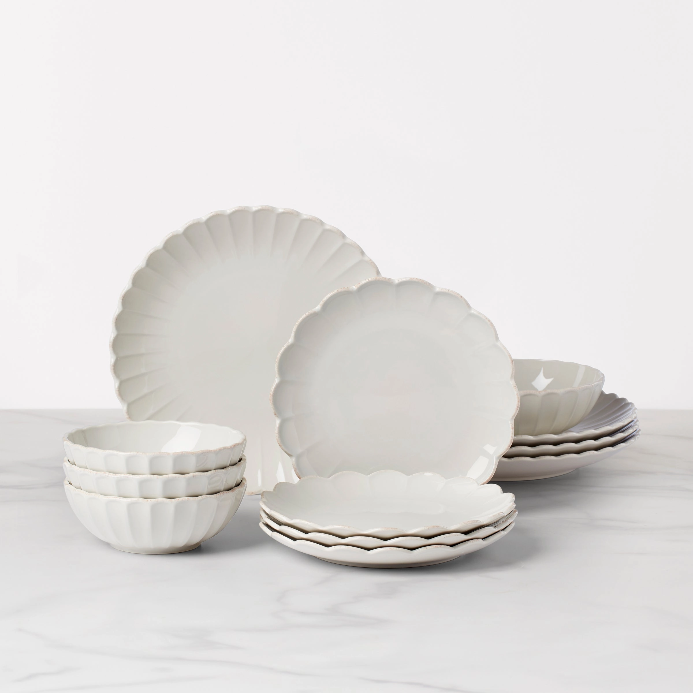 French Perle Scallop 12-Piece Dinnerware Setmodern kitchen decor ,kitchen dinner set ,dinnerware 