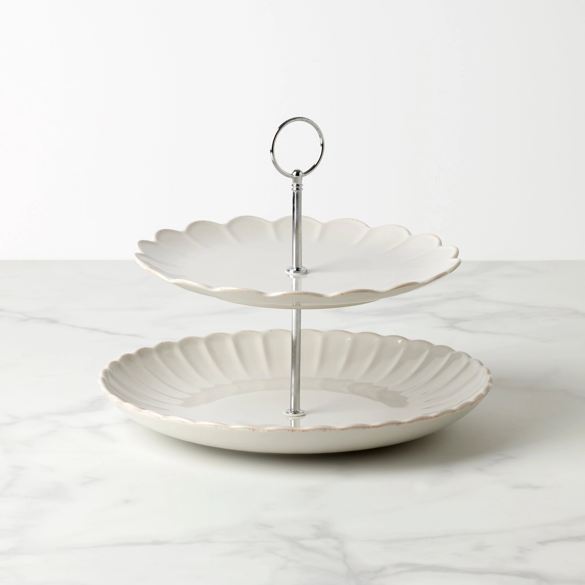 French Perle Scallop White 2-Tier Servermultipurpose serving tray