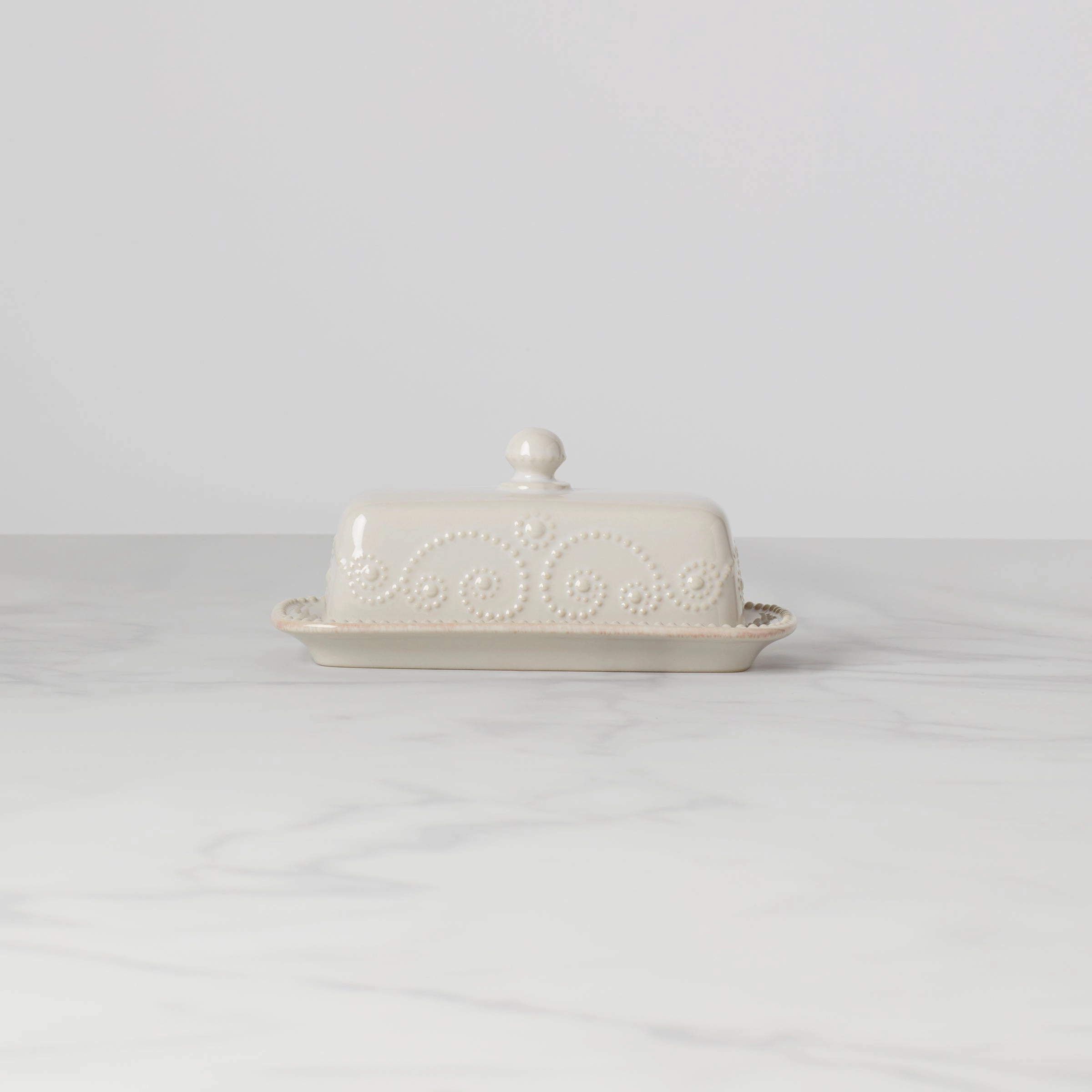 French Perle White Covered Butter Dishmodern kitchen decor ,kitchen dinner set ,dinnerware 