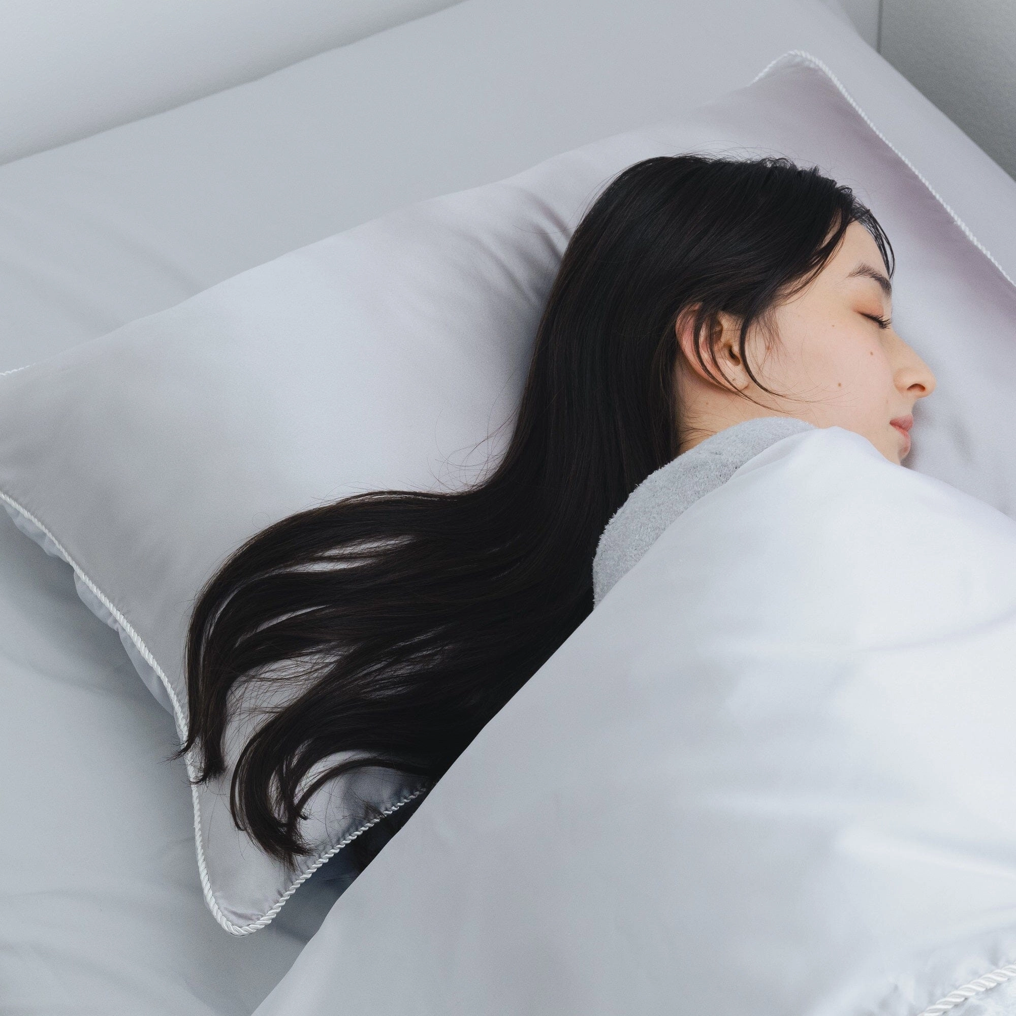 Front Silk Pillow Case 500 X 700 Gray
