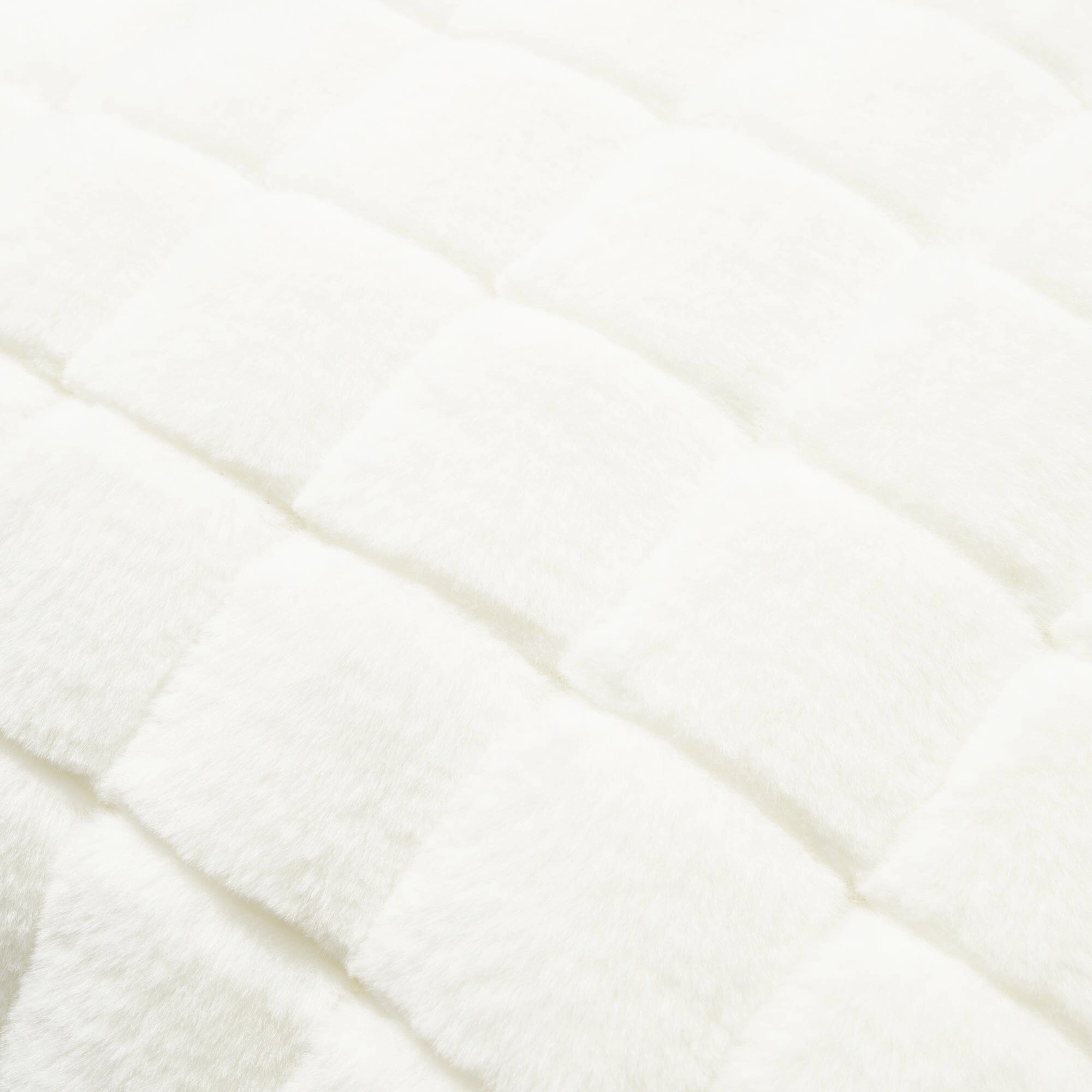 Fur AE Cushion Cover 450 X 450 White