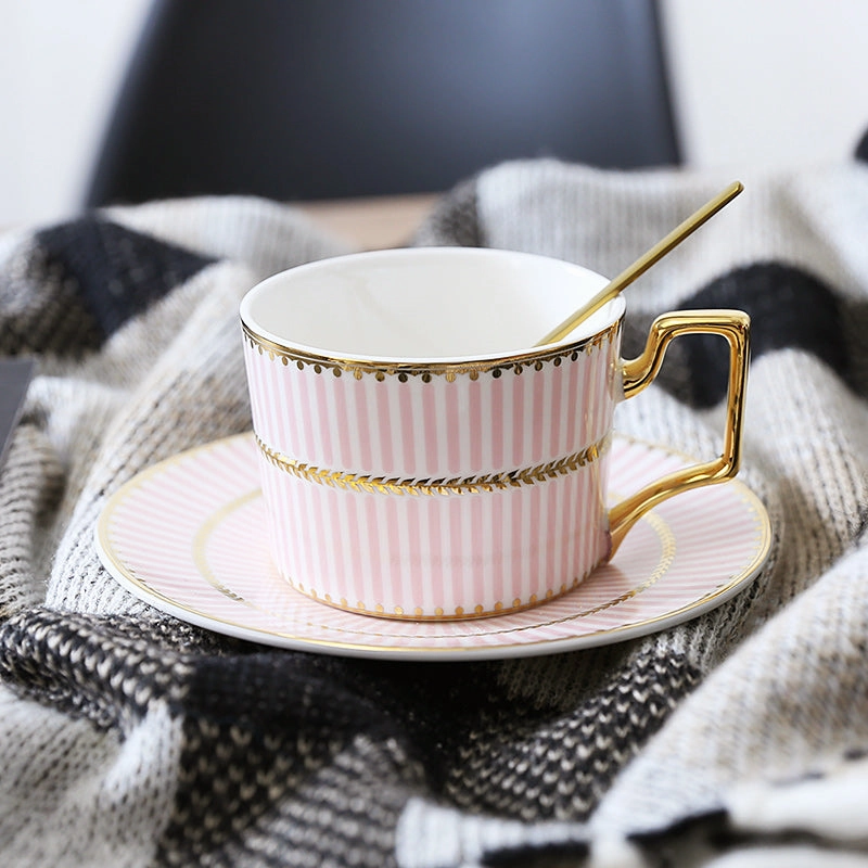 Gatsby Elegant Modern Tea Cup and Saucer - With Gold Spoon