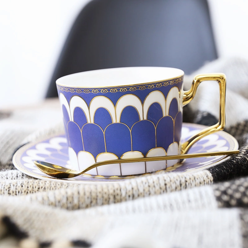 Gatsby Elegant Modern Tea Cup and Saucer - With Gold Spoon