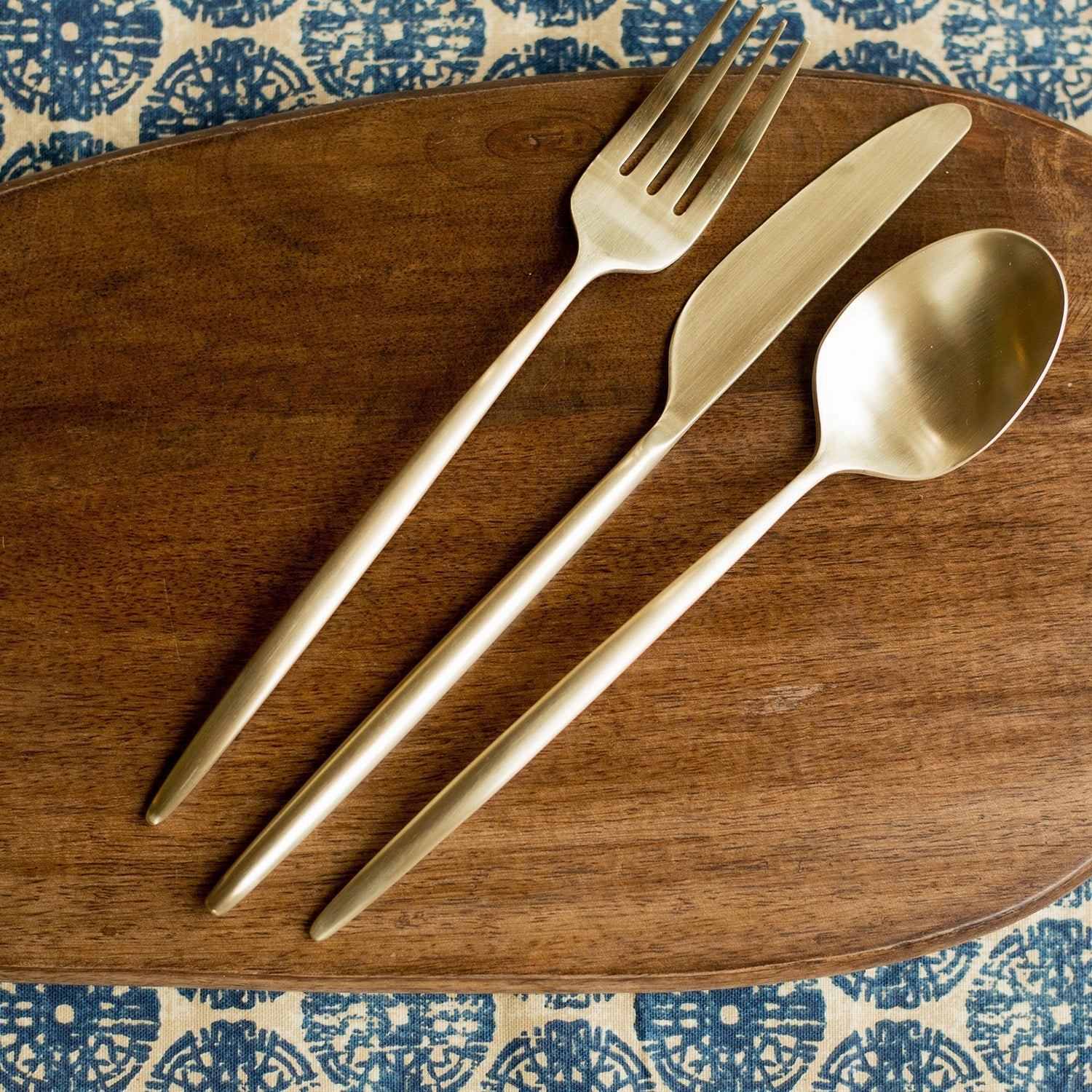 Gaze Champagne Satin 20 Piece Flatware Set