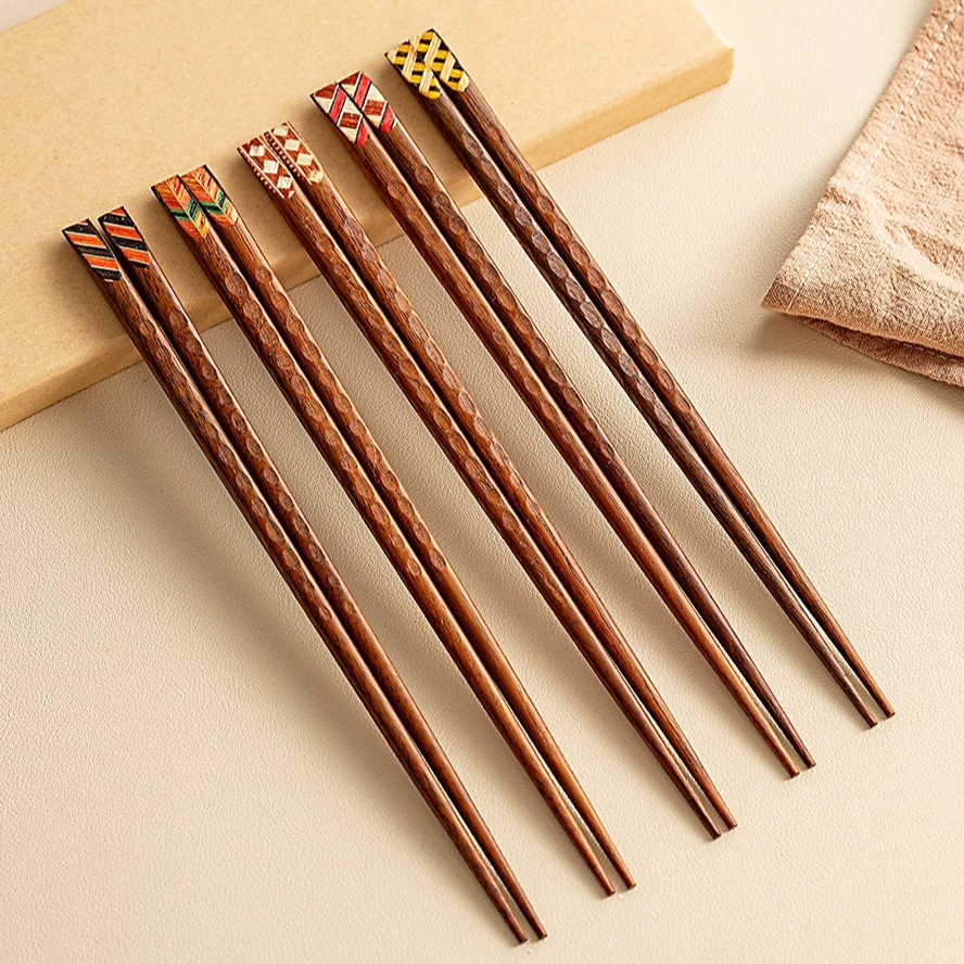 Geometry Japanese Style Wooden Chopsticksmodern kitchen decor ,kitchen dinner set ,dinnerware 