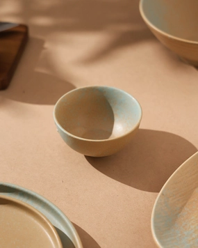Golden Drift Matte Bowlmodern kitchen decor ,kitchen dinner set ,dinnerware 